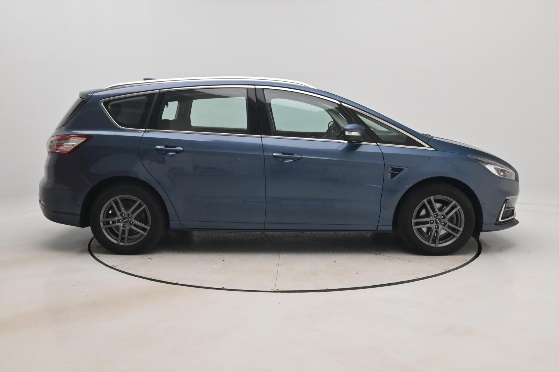 Hlavní fotografie vozu Ford S-MAX 2,5 Hybrid 140 kW AT Záruka až 5 let (4)