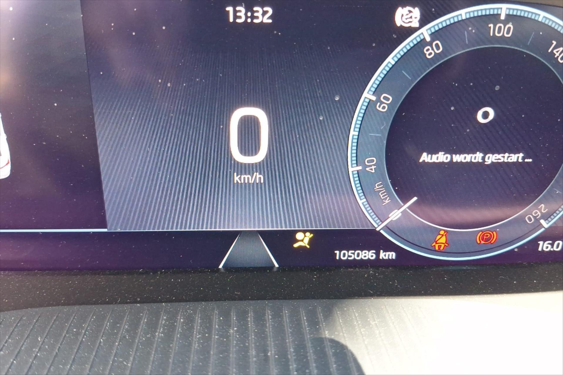 Hlavní fotografie vozu Škoda Octavia 1,5 TSI 110kW Ambition VŮZ PŘIPRAVUJEME K PRODEJI (3)