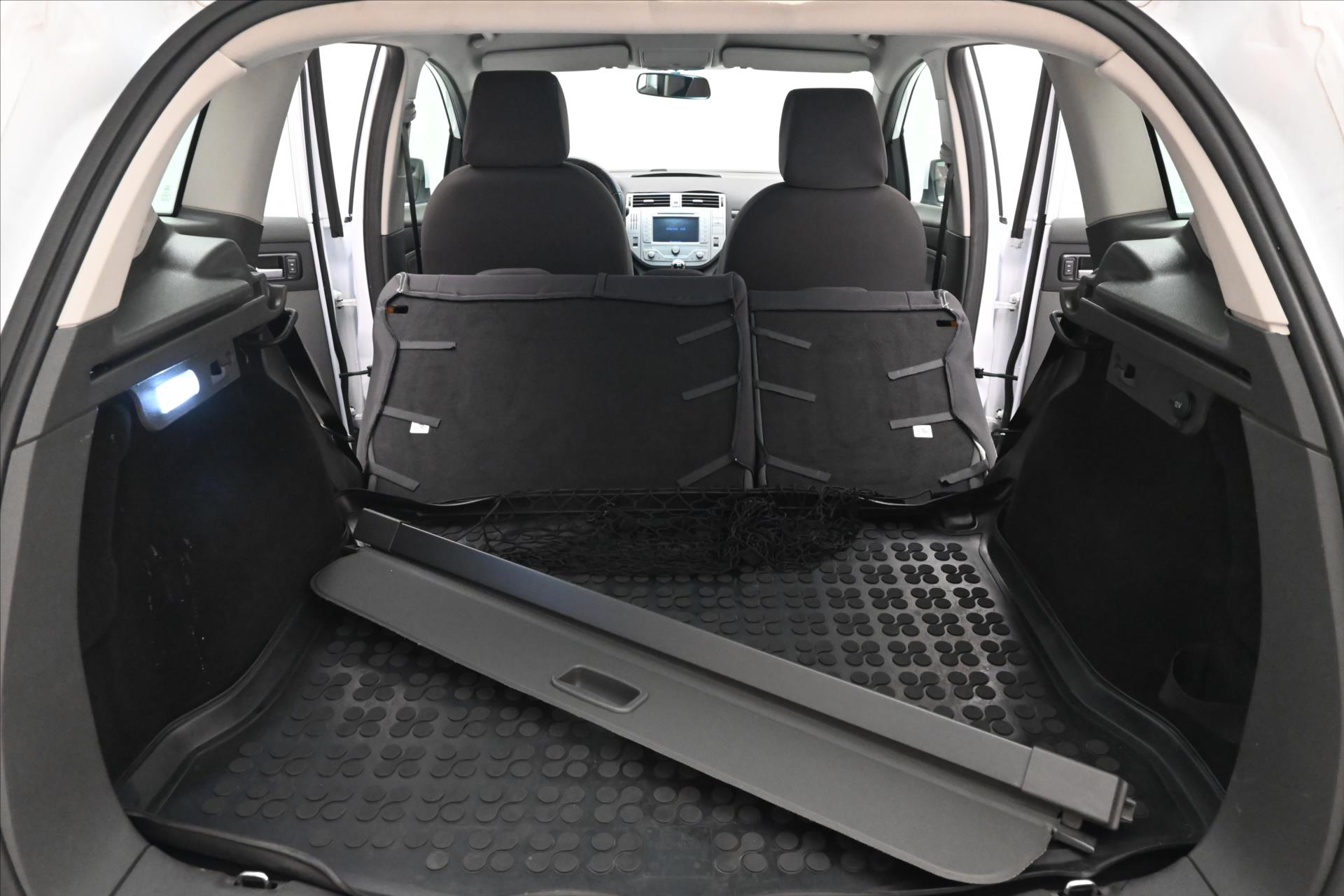 Hlavní fotografie vozu Ford Kuga 2,0 TDCI 103 kW Tažné (11)