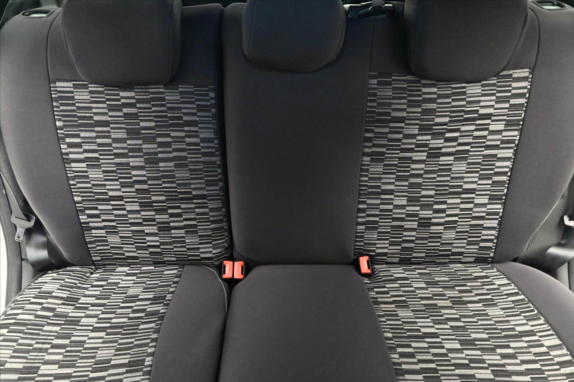 Hlavní fotografie vozu Ford Kuga 2,0 TDCI 103kW Tažné (25)