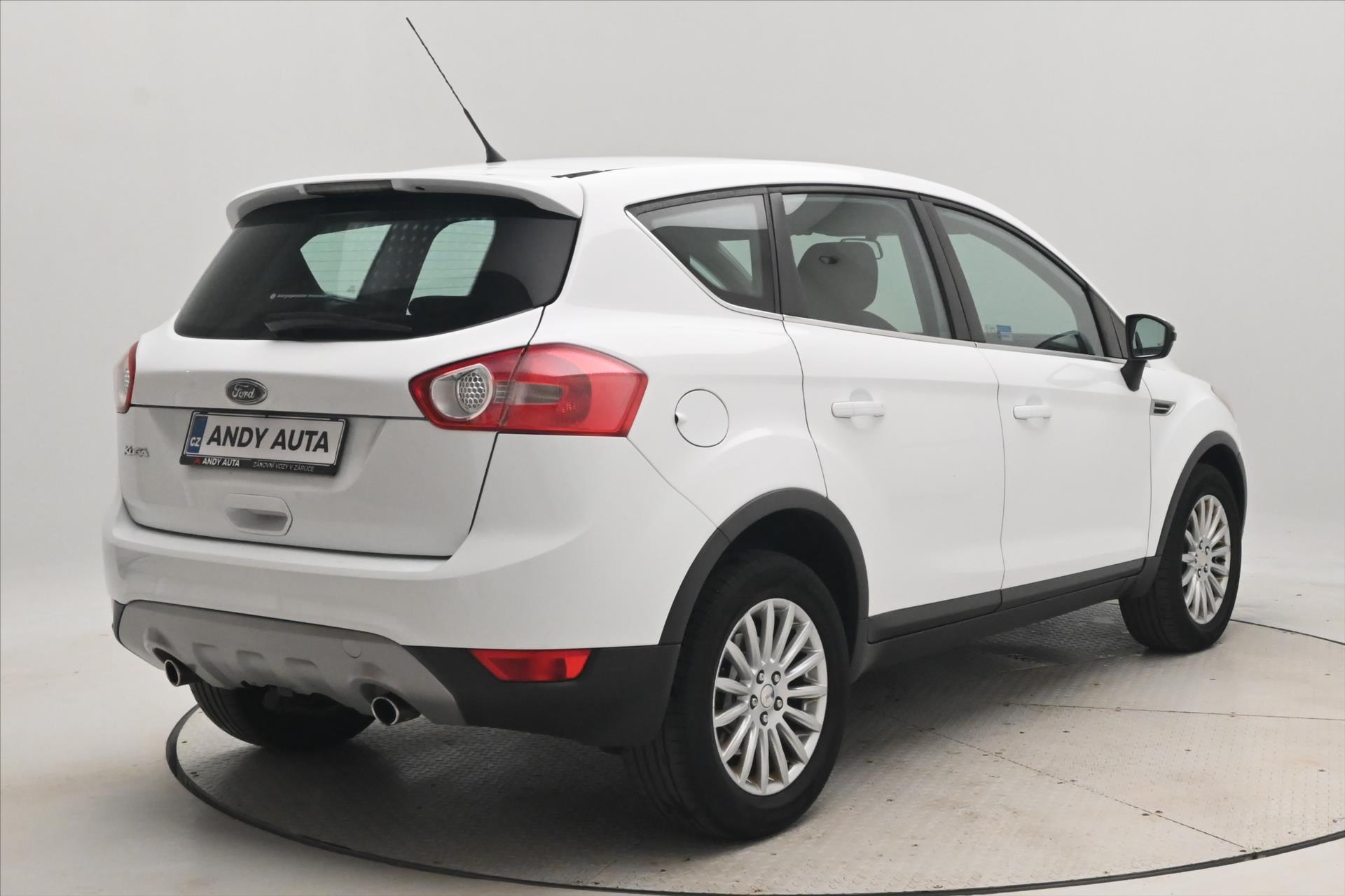 Hlavní fotografie vozu Ford Kuga 2,0 TDCI 103kW Tažné (5)