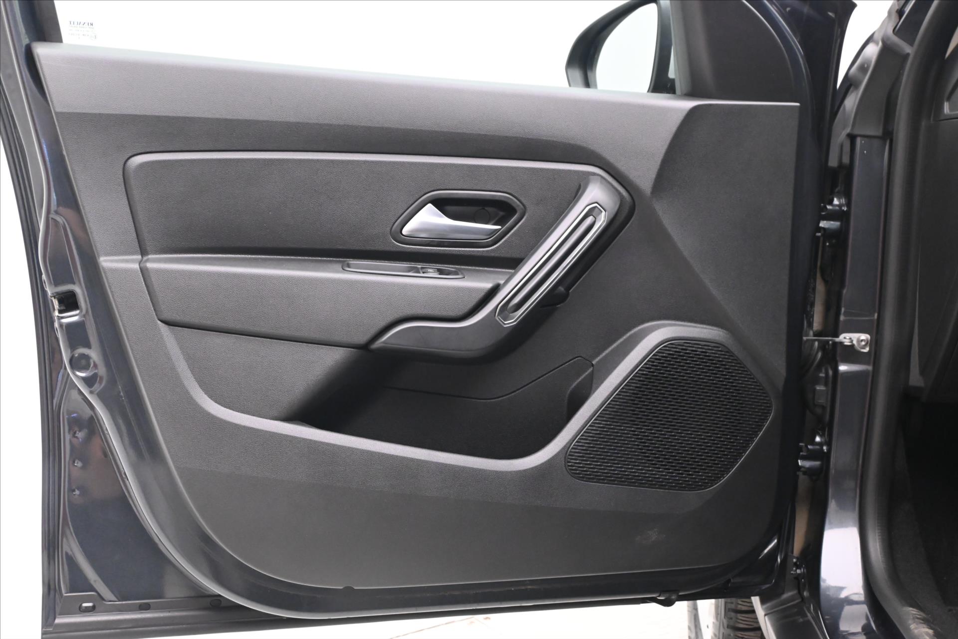 Hlavní fotografie vozu Dacia Duster 1,6 SCe 84kW tažné Záruka až 5 let (23)