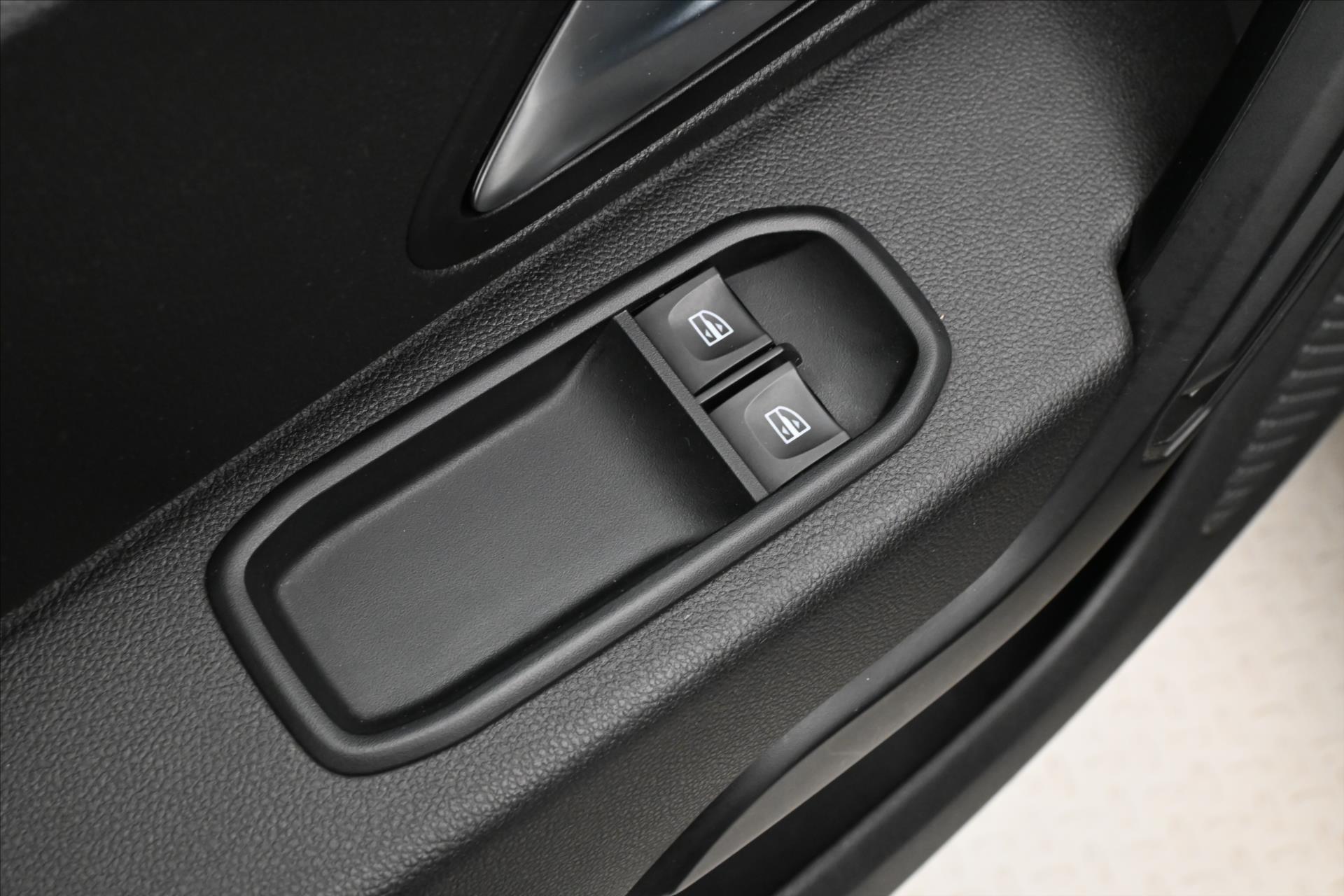 Hlavní fotografie vozu Dacia Duster 1,6 SCe 84kW tažné Záruka až 5 let (24)