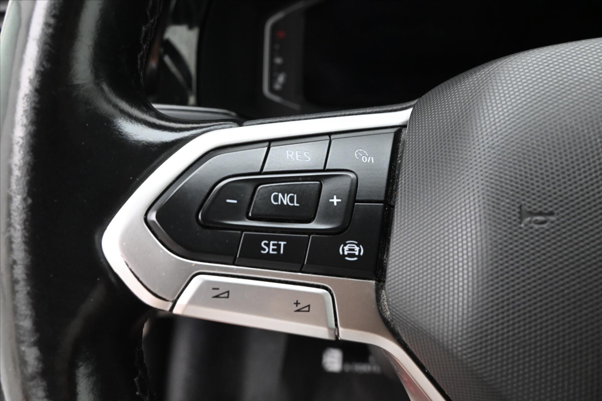 Hlavní fotografie vozu Volkswagen Transporter 2,0 TDI 110kW KLIMA Záruka až 5 let (23)