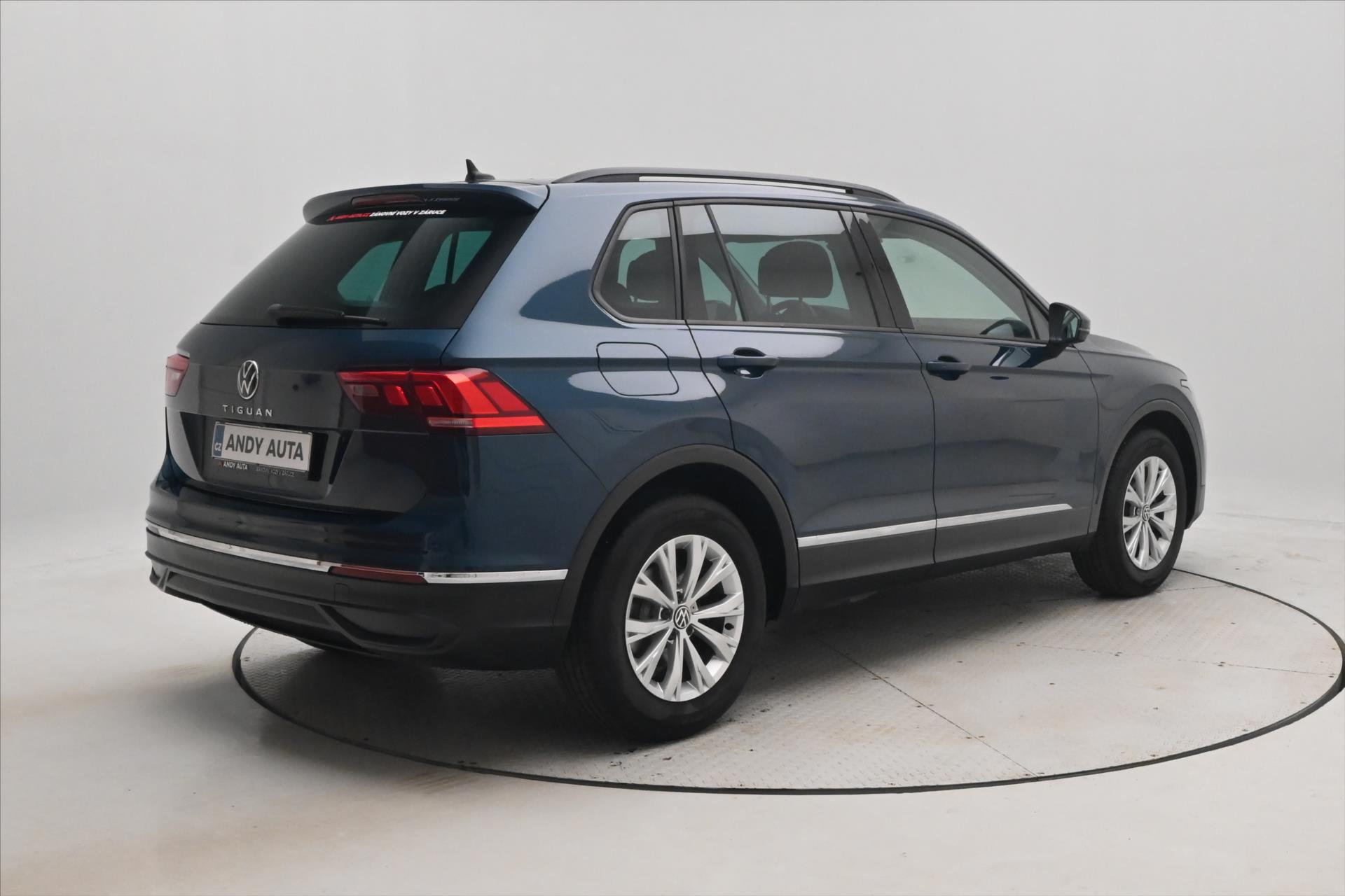 Main photo of the car Volkswagen Tiguan 2.0 TDI 110 kW LIFE Warranty up to 5 years (5)