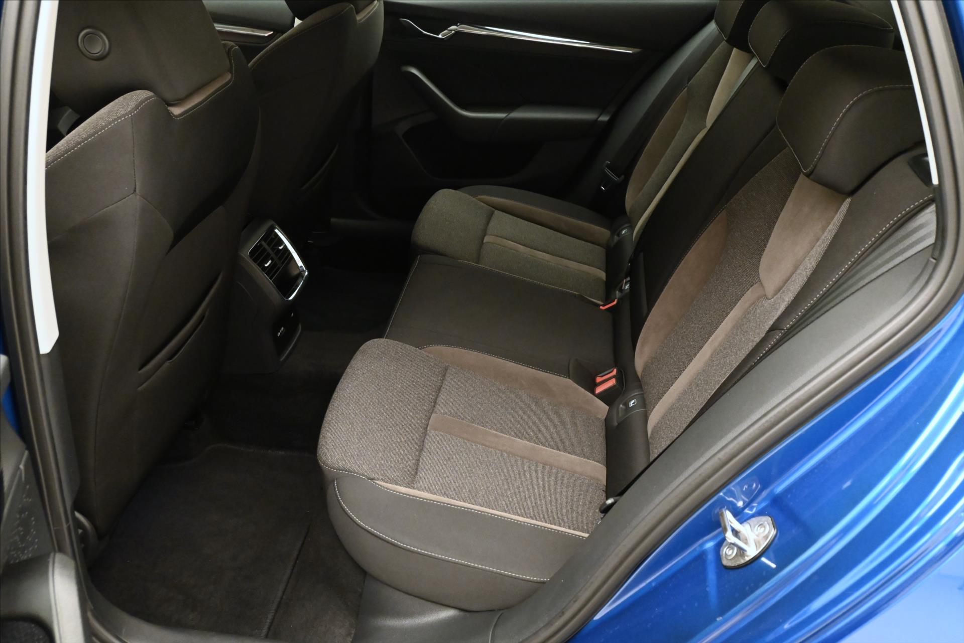 Main photo of the car Skoda Octavia 2,0 TDI 147kW 4x4 DSG Scout Záruka až 5 let (15)