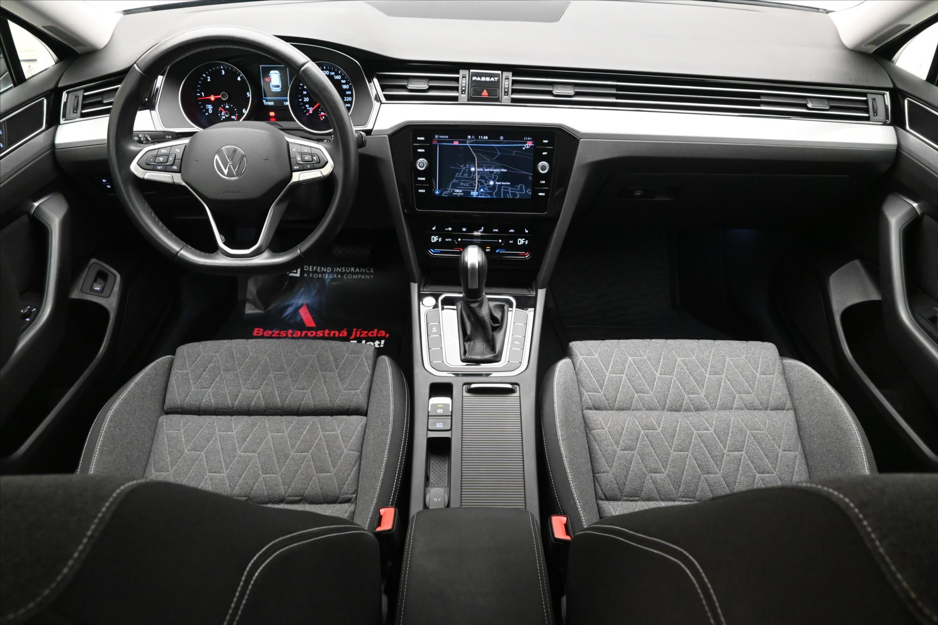 Hlavní fotografie vozu Volkswagen Passat 2,0 TDI 110 kW DSG Business Záruka až 5 let (15)