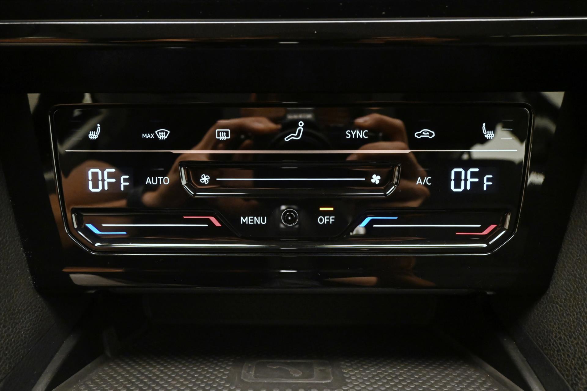 Hlavní fotografie vozu Volkswagen Passat 2,0 TDI 110 kW DSG Business Záruka až 5 let (21)