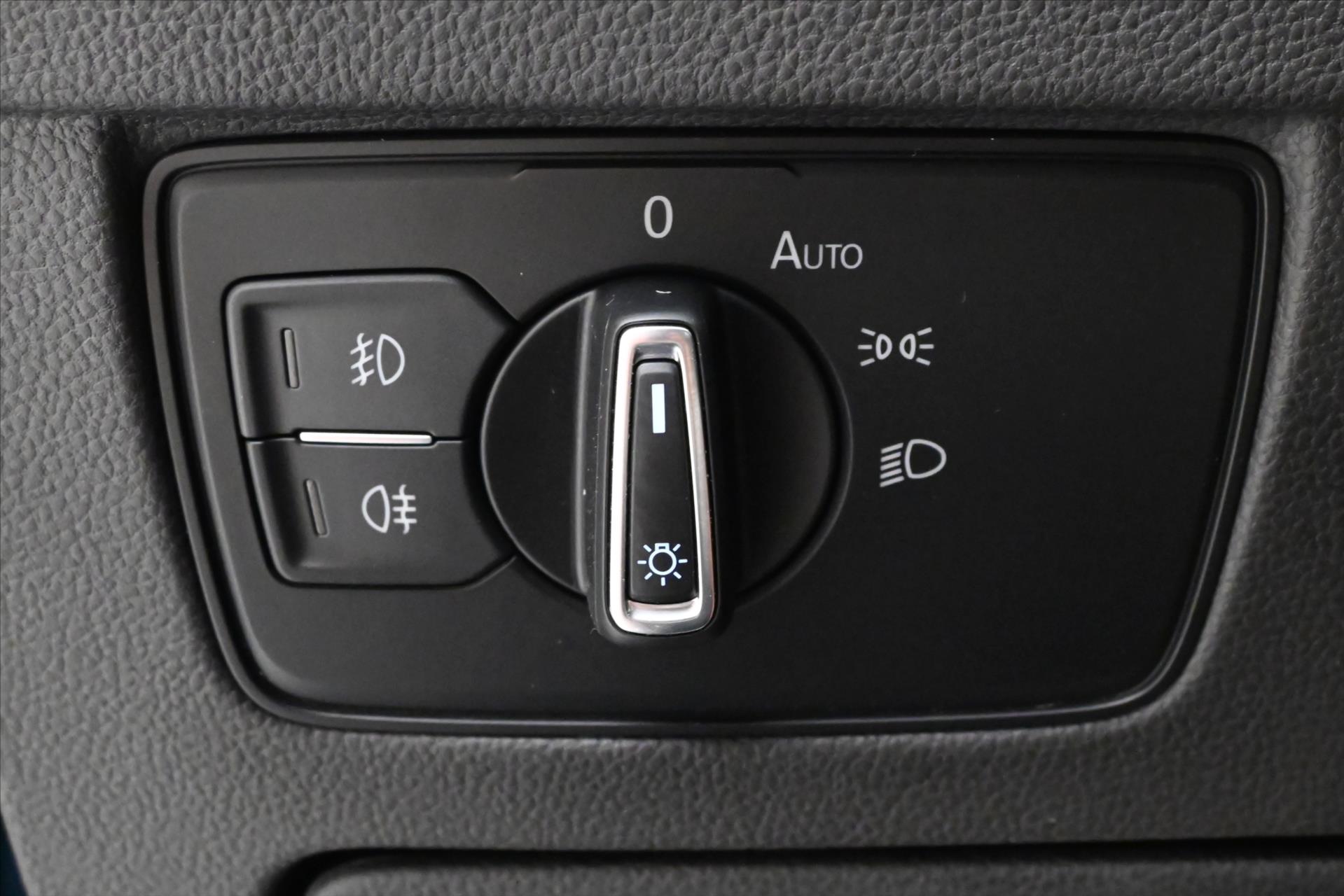 Hlavní fotografie vozu Volkswagen Passat 2,0 TDI 110 kW DSG Business Záruka až 5 let (27)