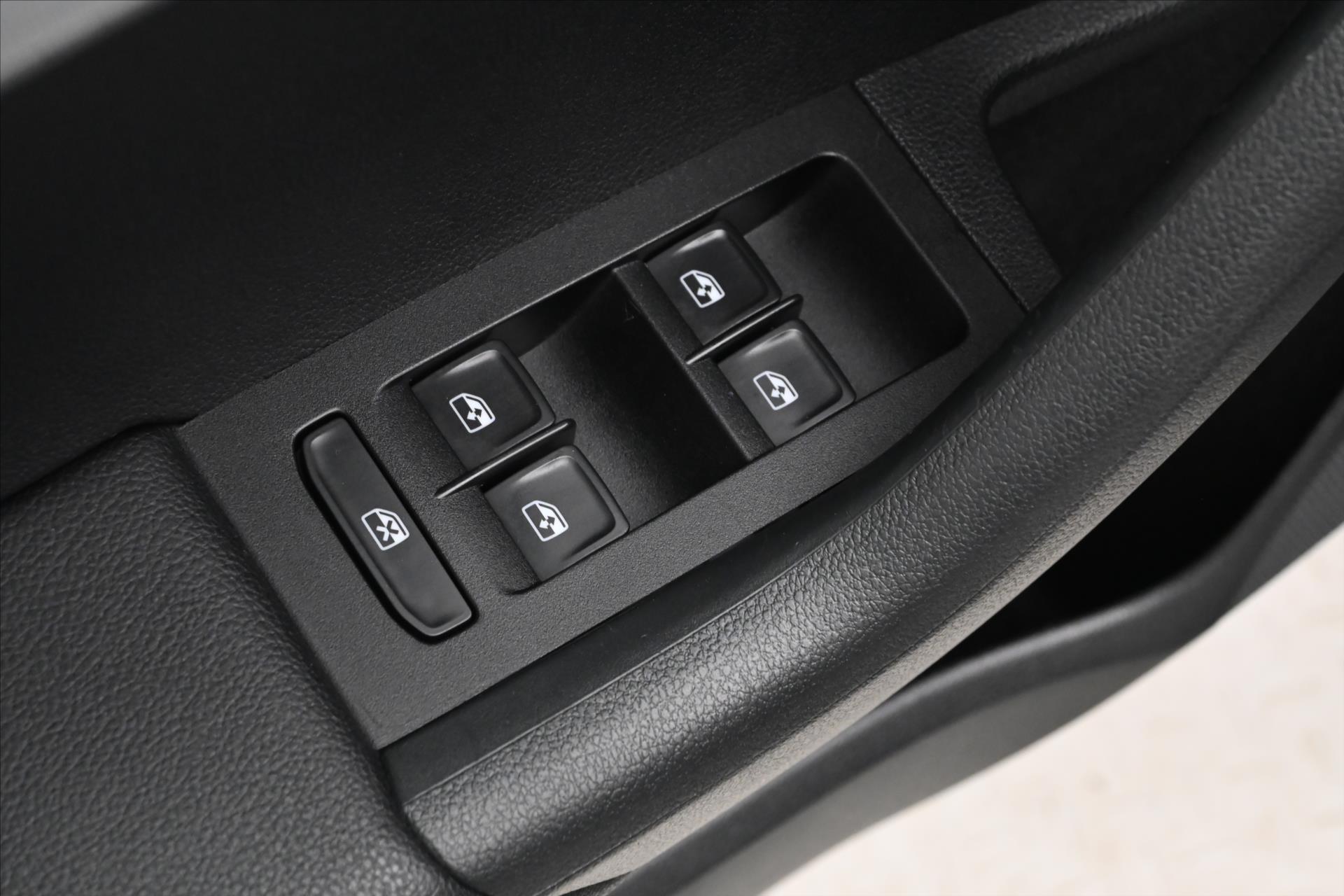 Hlavní fotografie vozu Škoda Octavia 2,0 TDI 110kW Ambition Záruka až 5 let (24)
