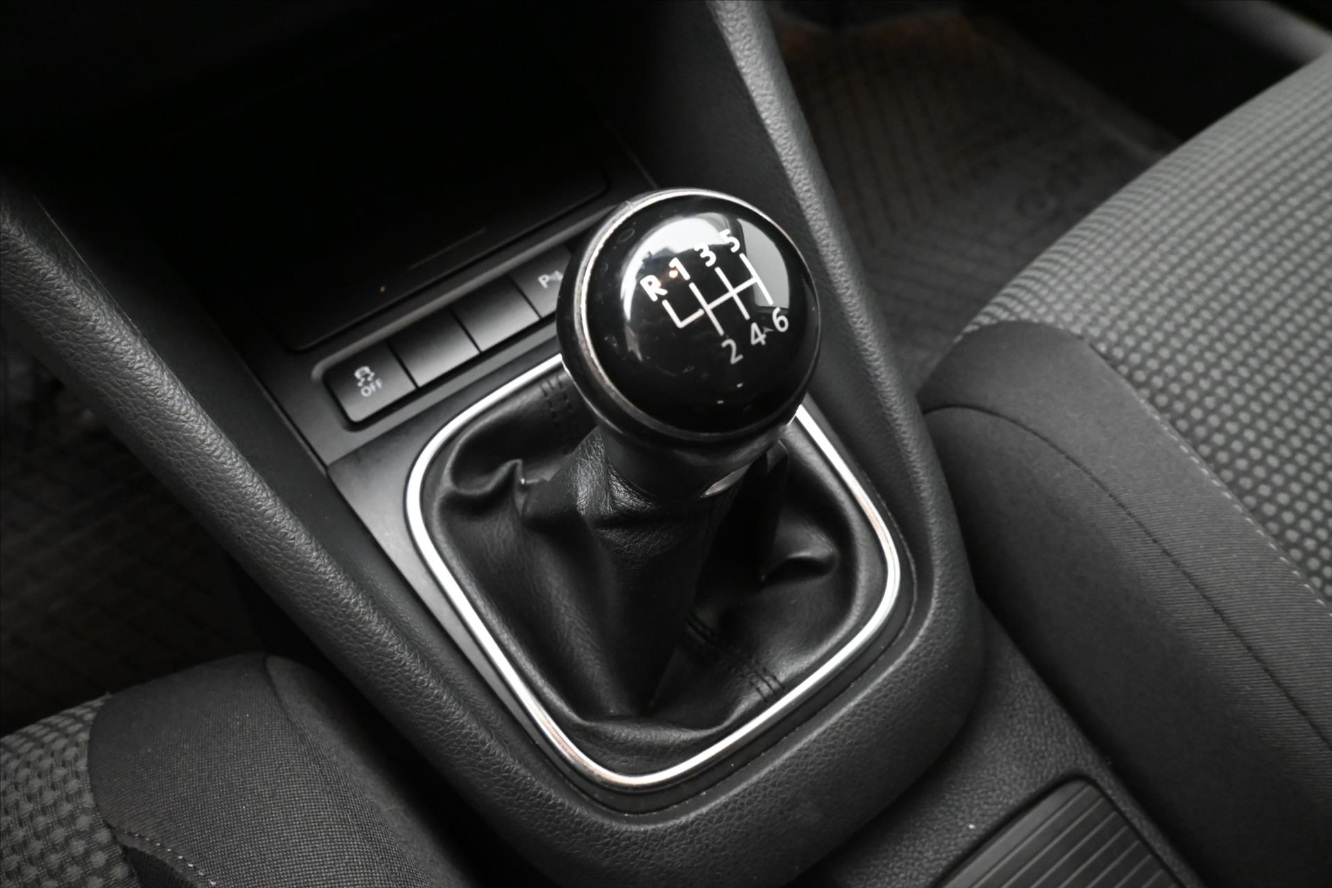 Hlavní fotografie vozu Volkswagen Golf 2,0 TDI 110 kW Trendline Záruka až 5 let (21)