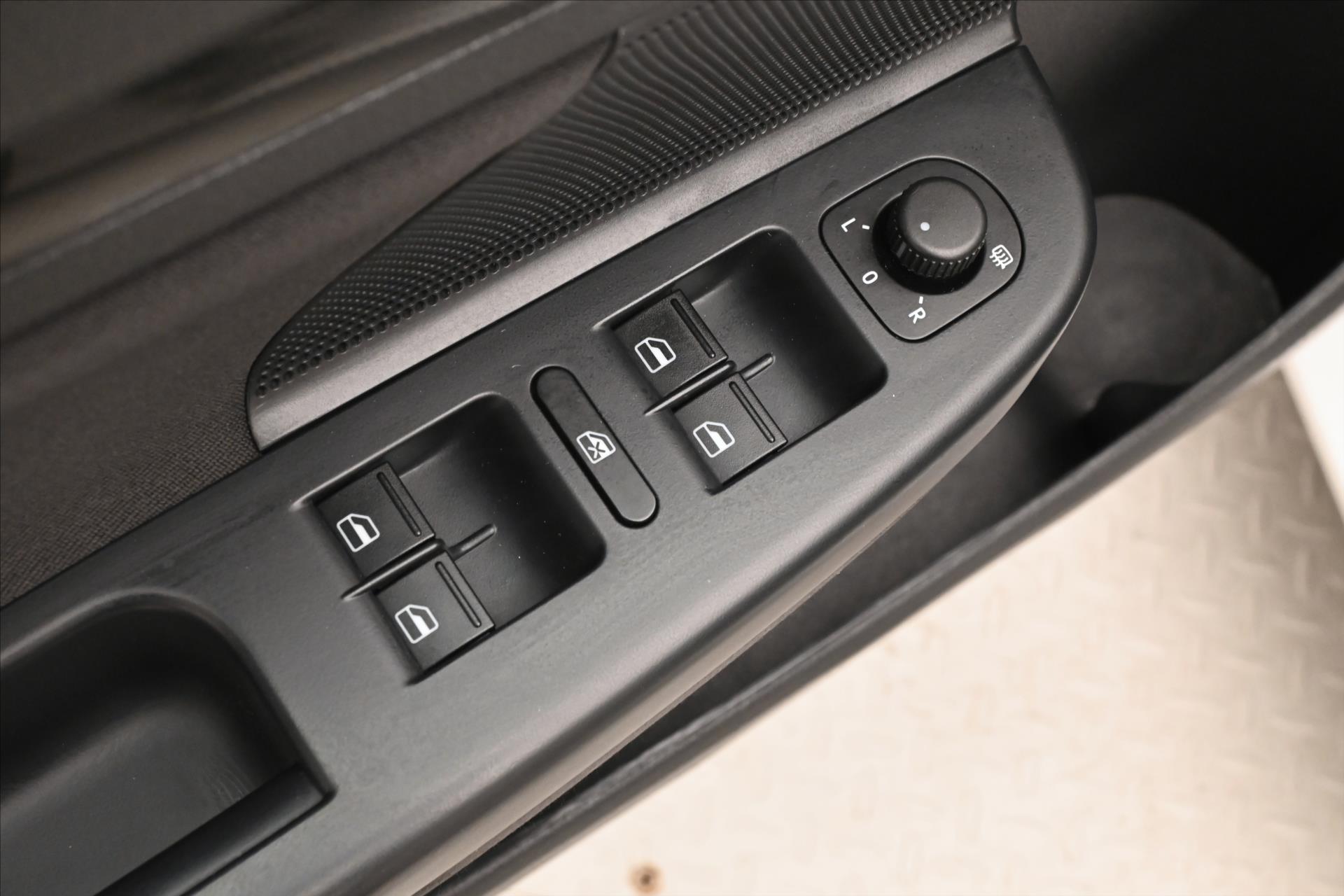 Hlavní fotografie vozu Volkswagen Golf 2,0 TDI 110 kW Trendline Záruka až 5 let (24)