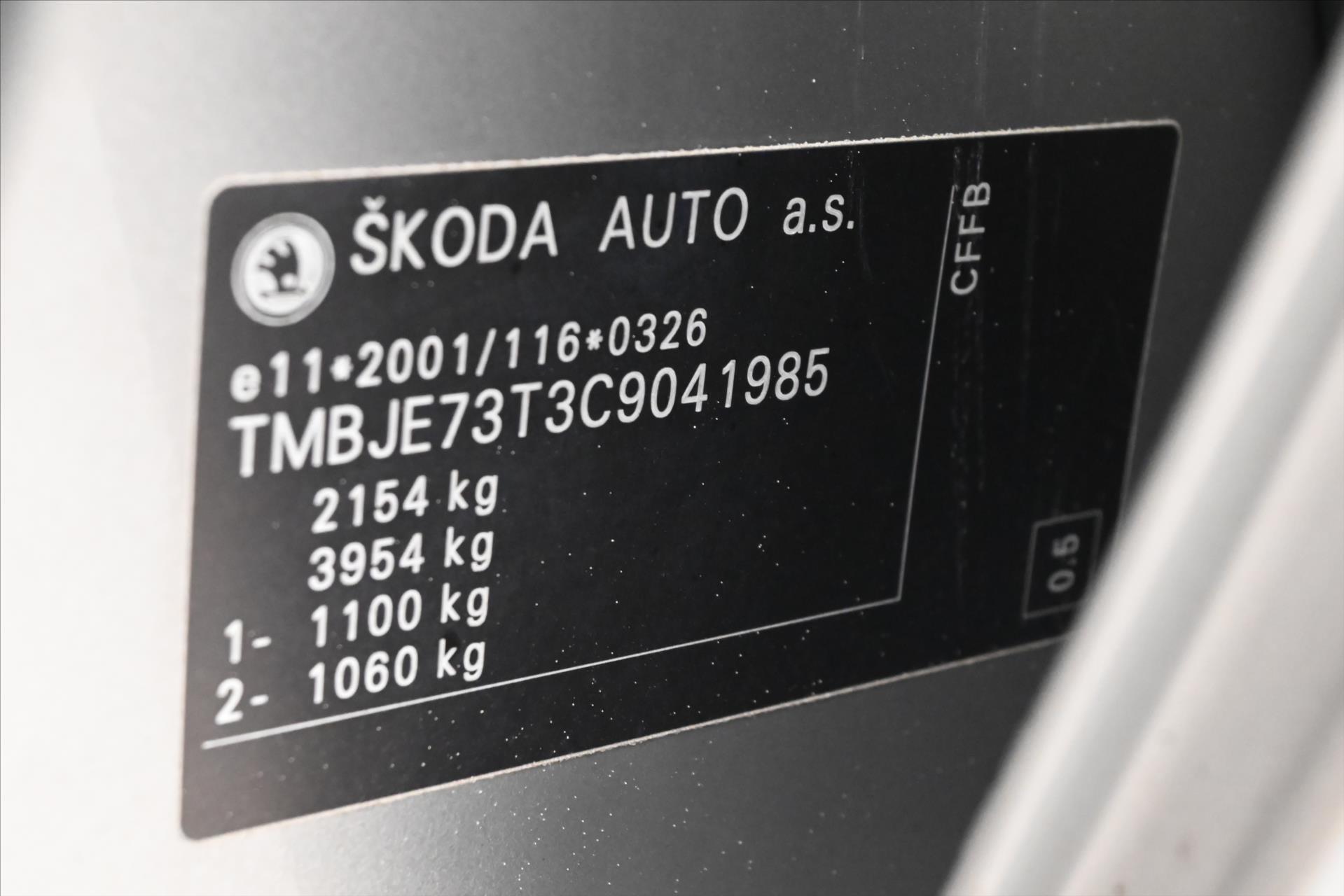 Hlavní fotografie vozu Škoda Superb 2,0 TDI 103 kW DSG Ambition (12)