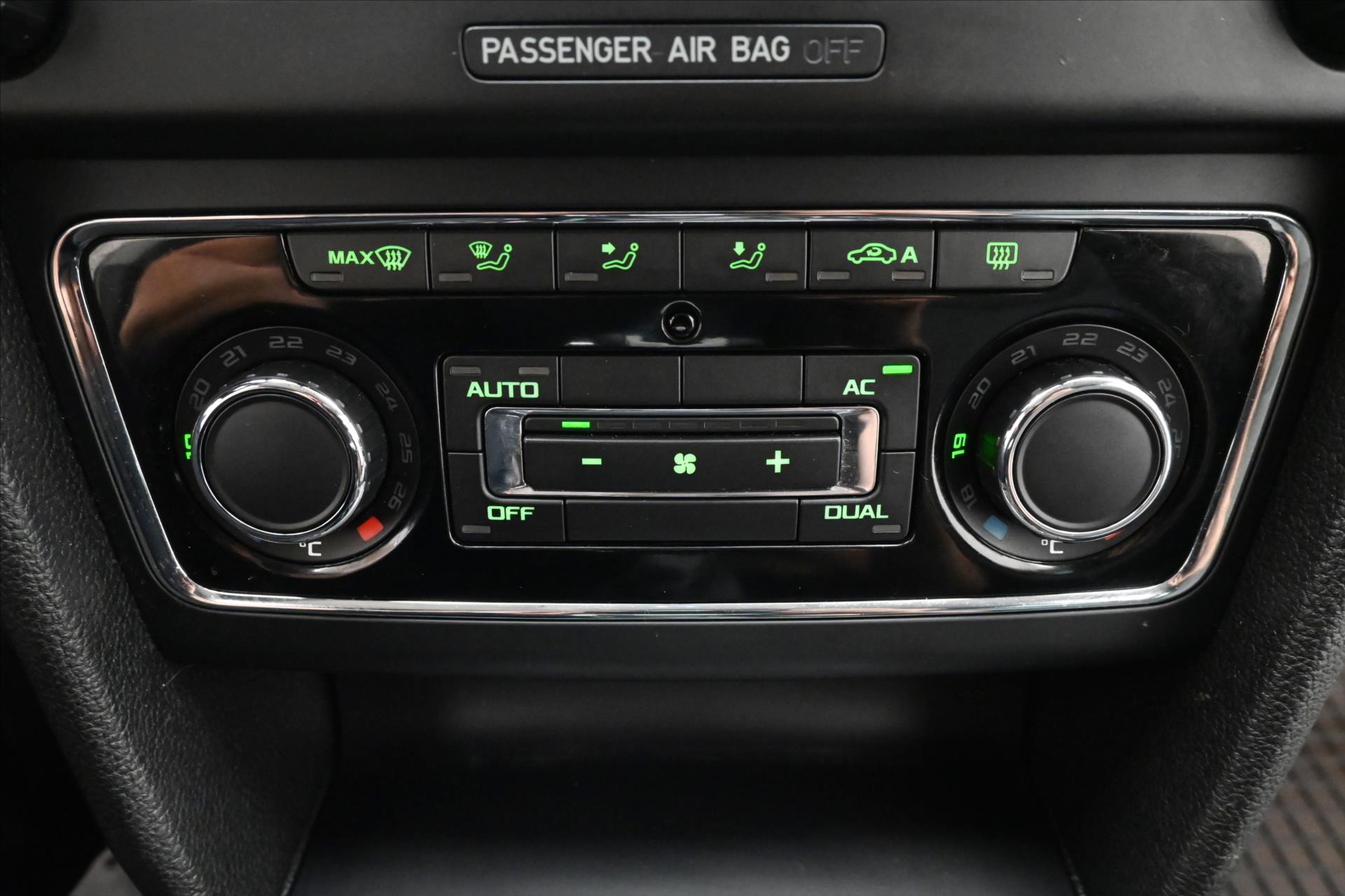 Hlavní fotografie vozu Škoda Superb 2,0 TDI 103 kW DSG Ambition (20)