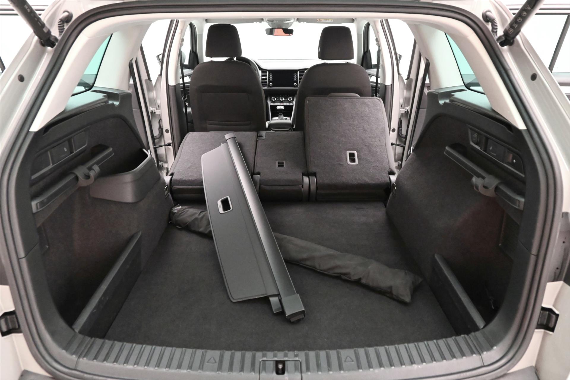 Hlavní fotografie vozu Škoda Kodiaq 2,0 TDI 110kW DSG Ambition Záruka až 5 let (11)