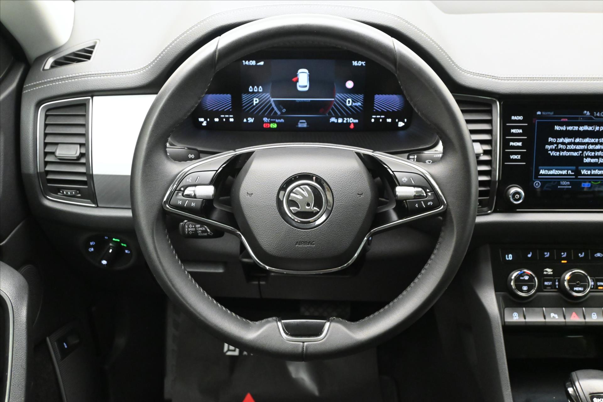 Hlavní fotografie vozu Škoda Kodiaq 2,0 TDI 110kW DSG Ambition Záruka až 5 let (18)