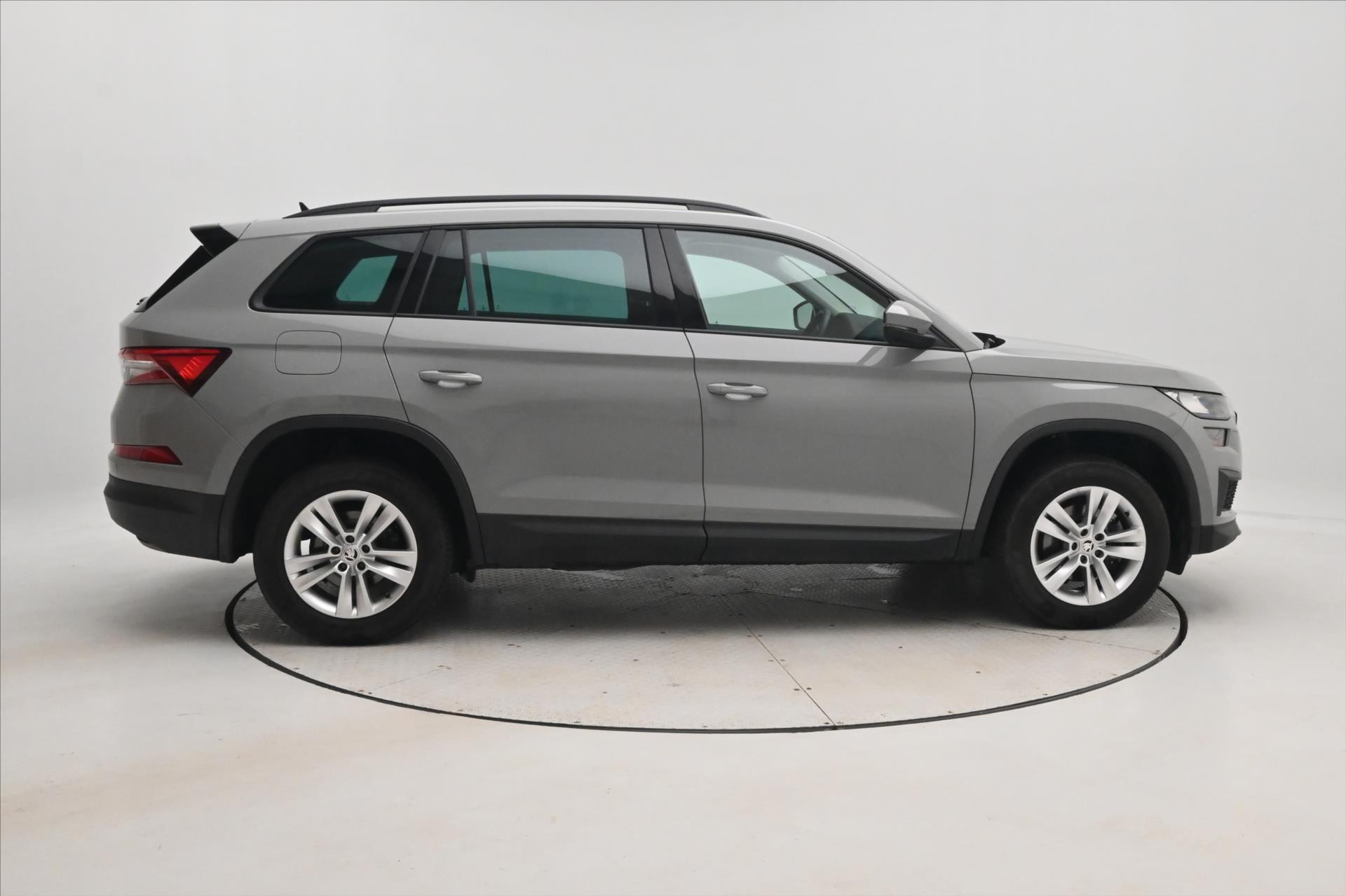 Hlavní fotografie vozu Škoda Kodiaq 2,0 TDI 110kW DSG Ambition Záruka až 5 let (4)
