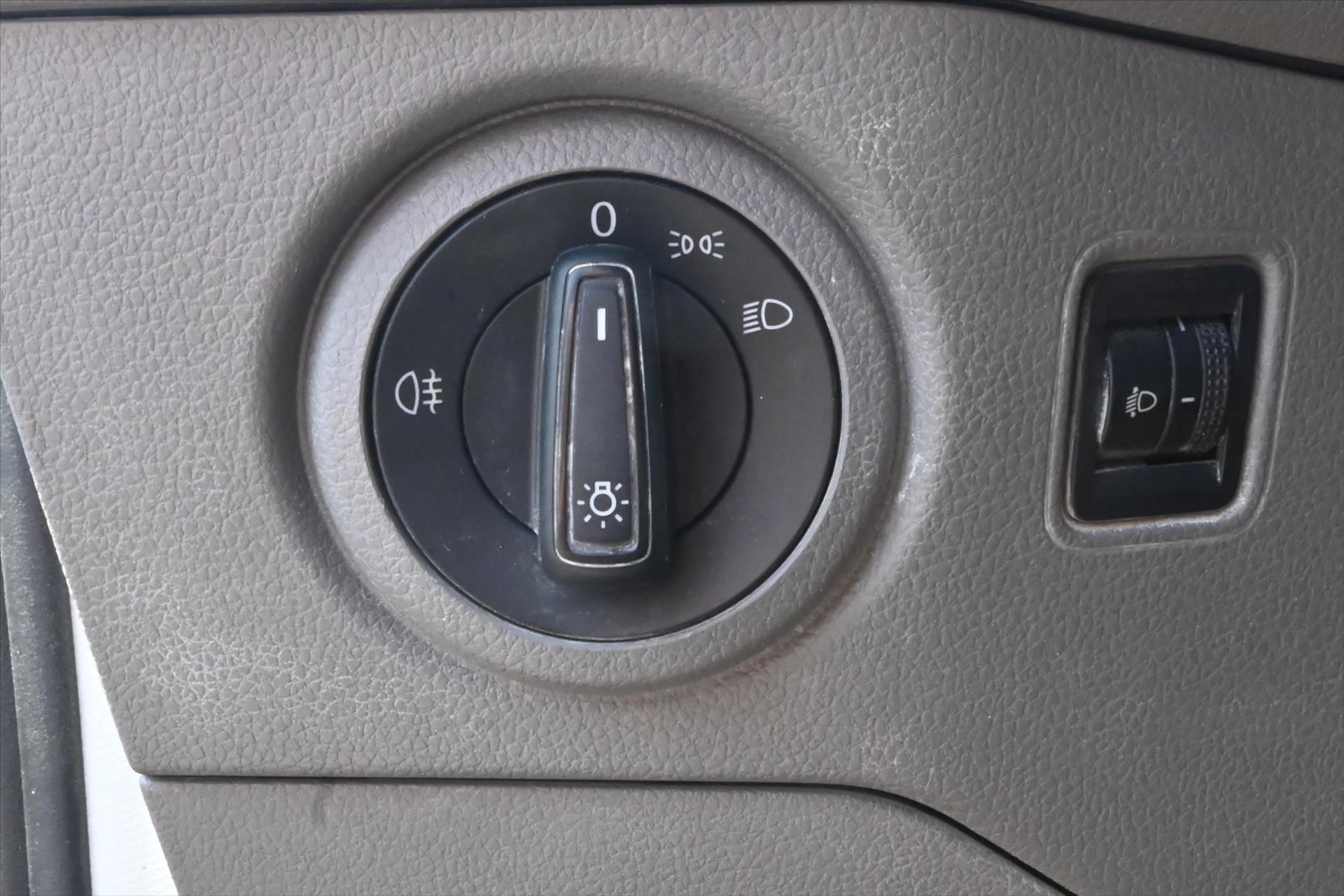 Hlavní fotografie vozu Volkswagen Crafter 2,0 TDI 103 kW L2H2 Navi Kamera Záruka až 5 let (25)