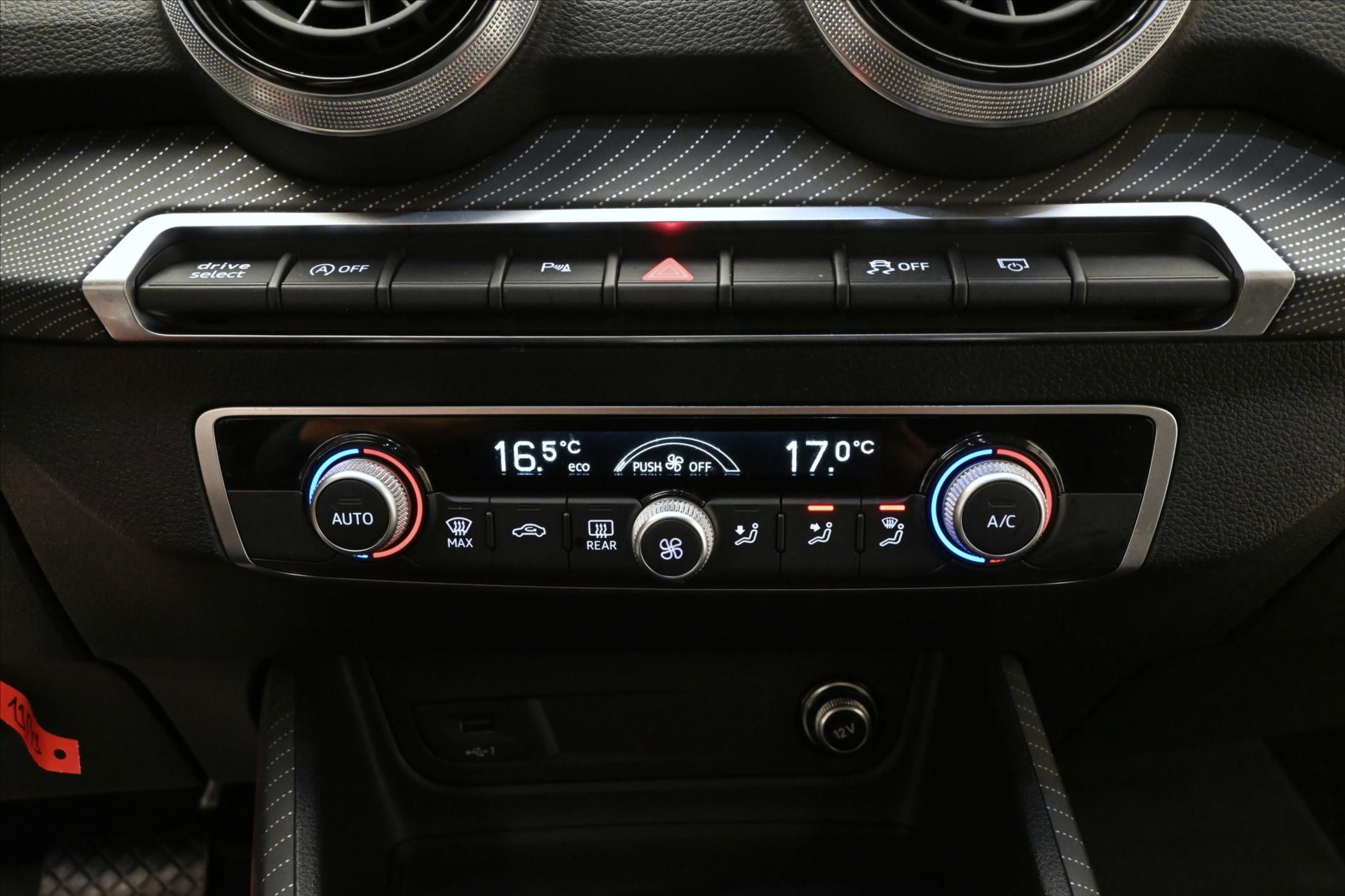 Main photo of the car Audi Q2 1.5 35 TFSI 110 kW S-Tronic Warranty up to 5 years (22)