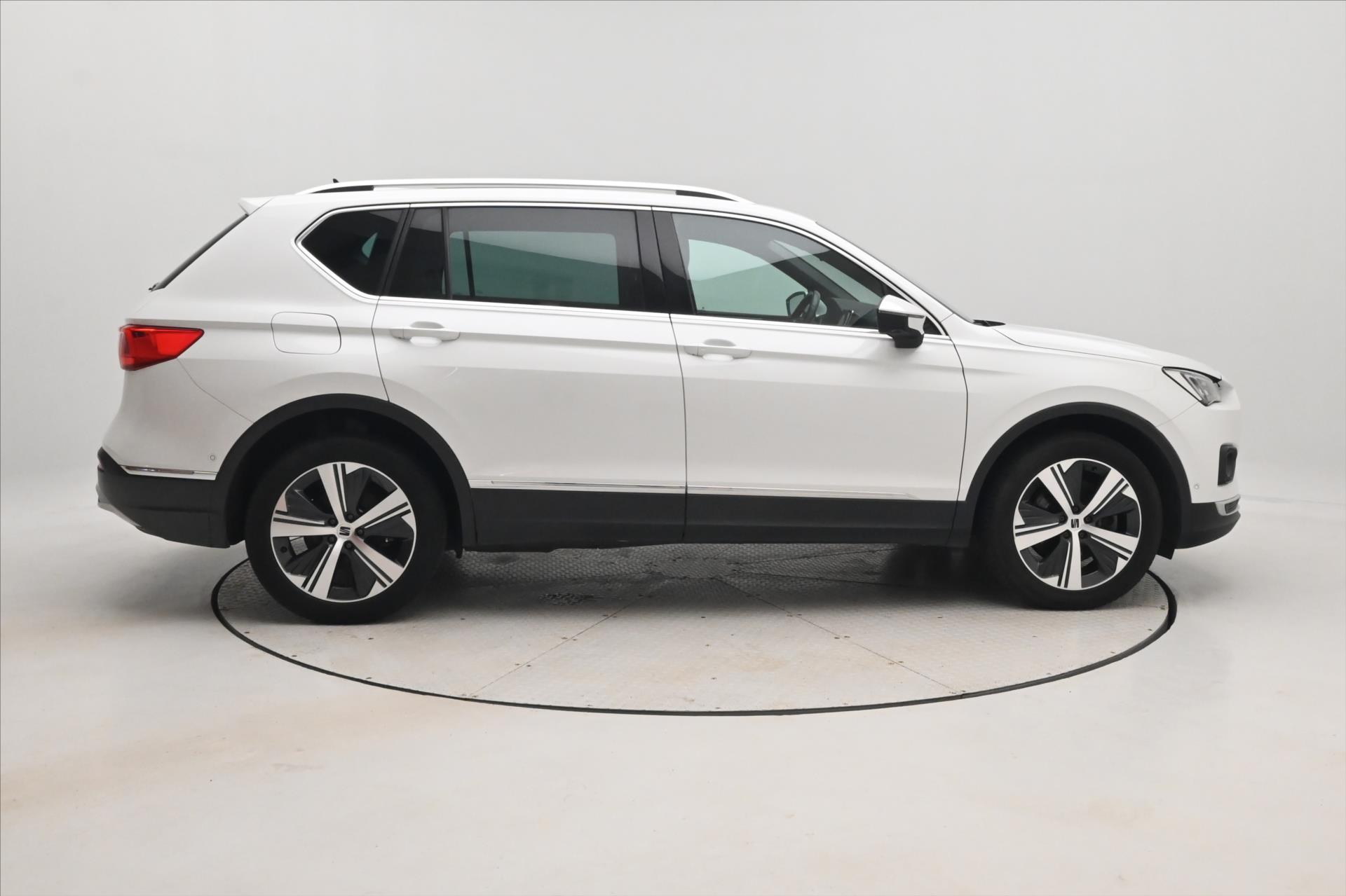 Main photo of the car Seat Tarraco 1.4 TSI 180kW e-Hybrid Xcellence DSG Warranty up to 5 years (5)