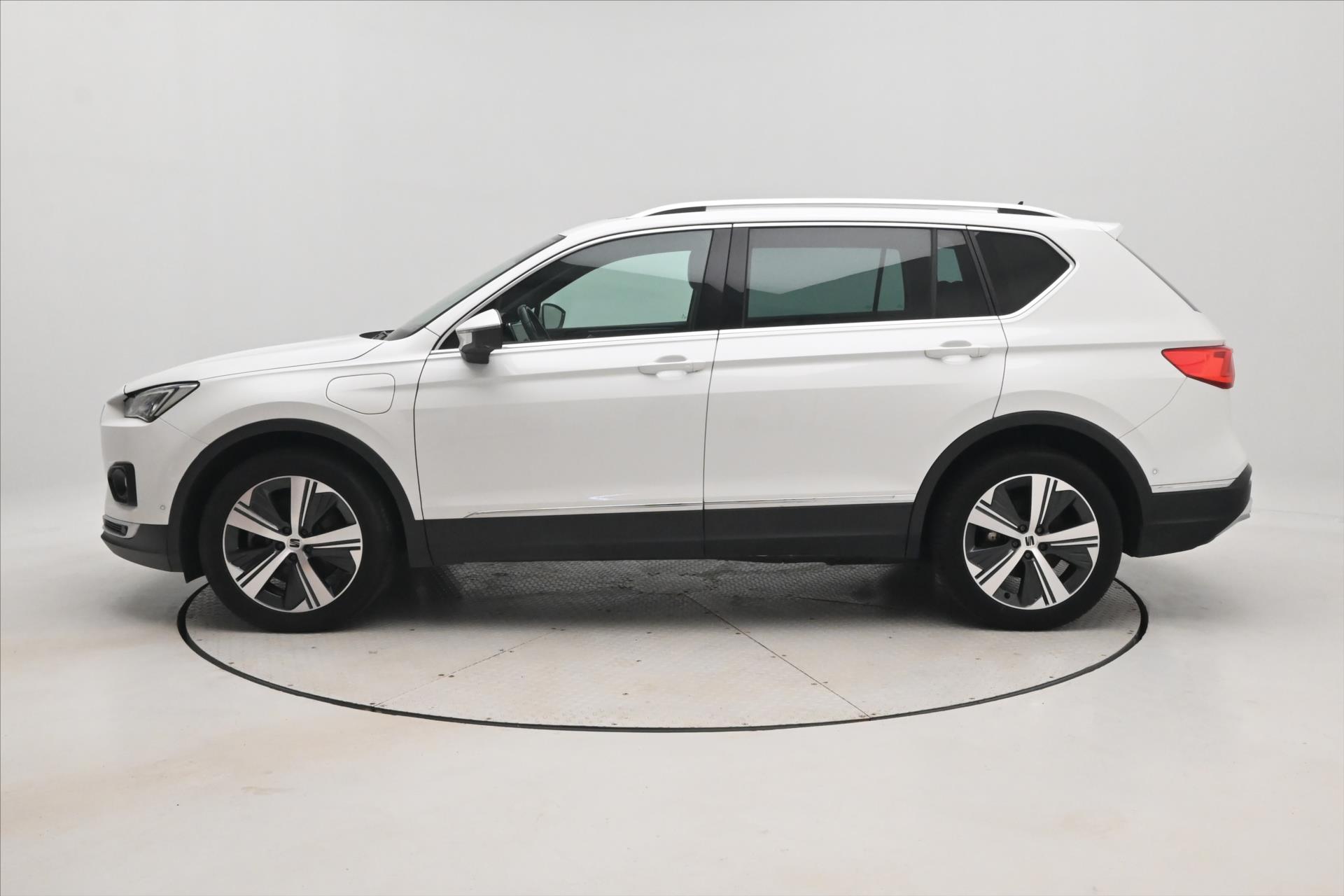 Hlavní fotografie vozu Seat Tarraco 1,4 TSI 180kW e-Hybrid Xcellence DSG Záruka až 5 let (8)