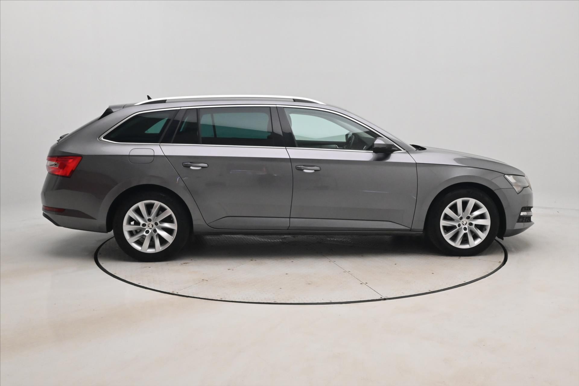 Main photo of the car Skoda Superb 2.0 TDI 110 kW DSG Ambition Warranty up to 5 years (4)