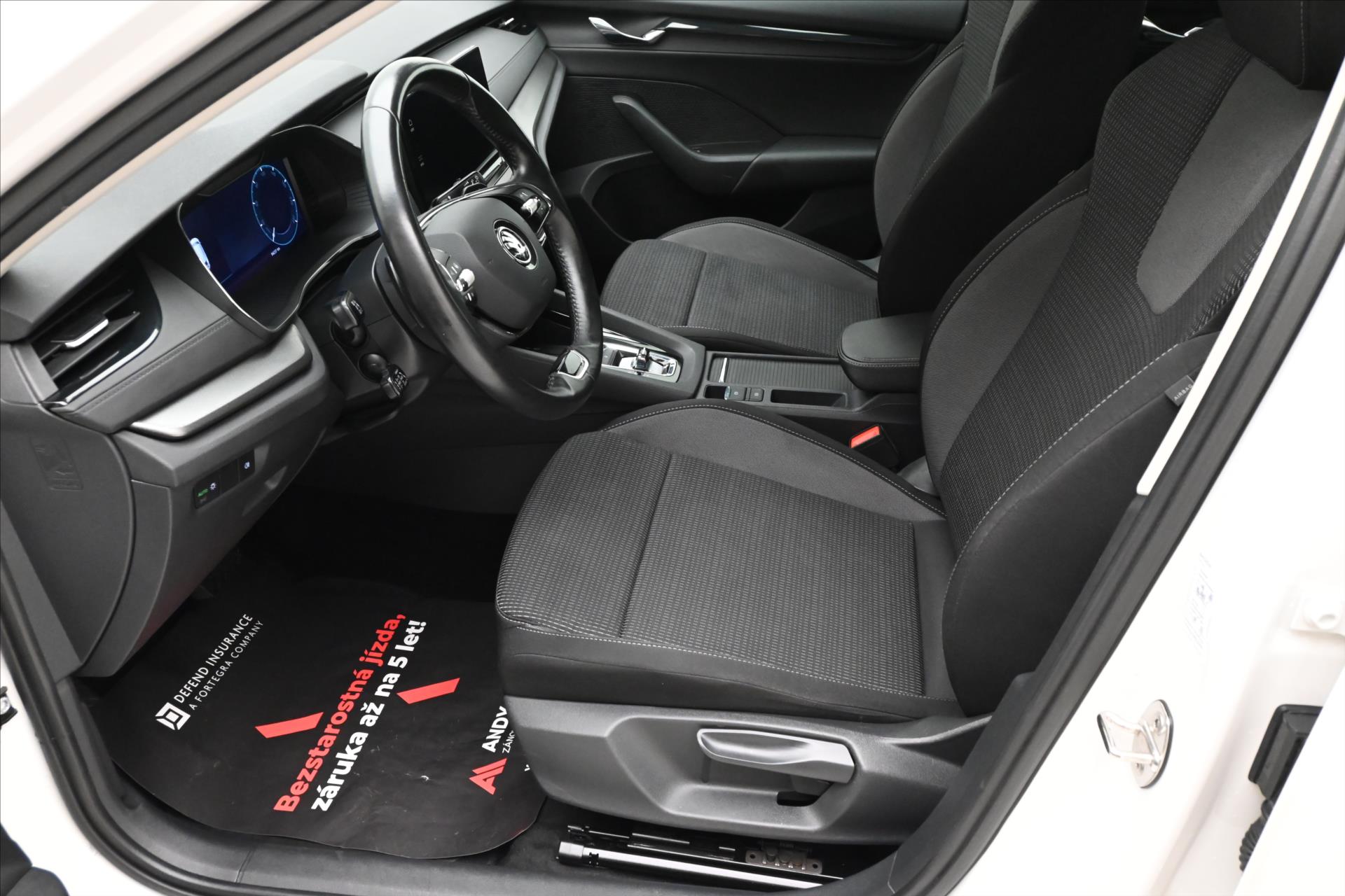 Hlavní fotografie vozu Škoda Octavia 1,4 TSI iV 110 kW DSG Ambition Záruka až 5 let (13)