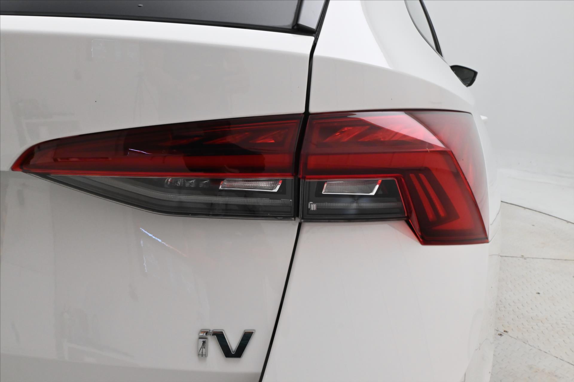 Hlavní fotografie vozu Škoda Octavia 1,4 TSI iV 110 kW DSG Ambition Záruka až 5 let (29)