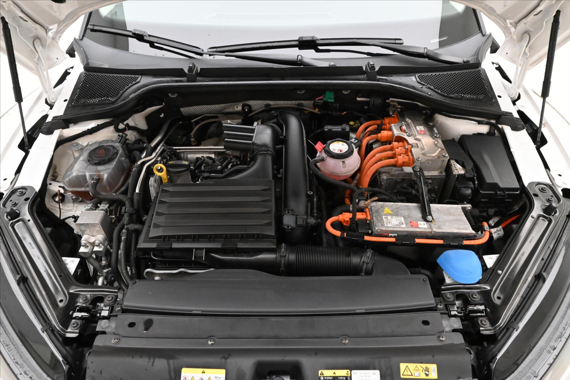 Hlavní fotografie vozu Škoda Octavia 1,4 TSI iV 110 kW DSG Ambition Záruka až 5 let (9)