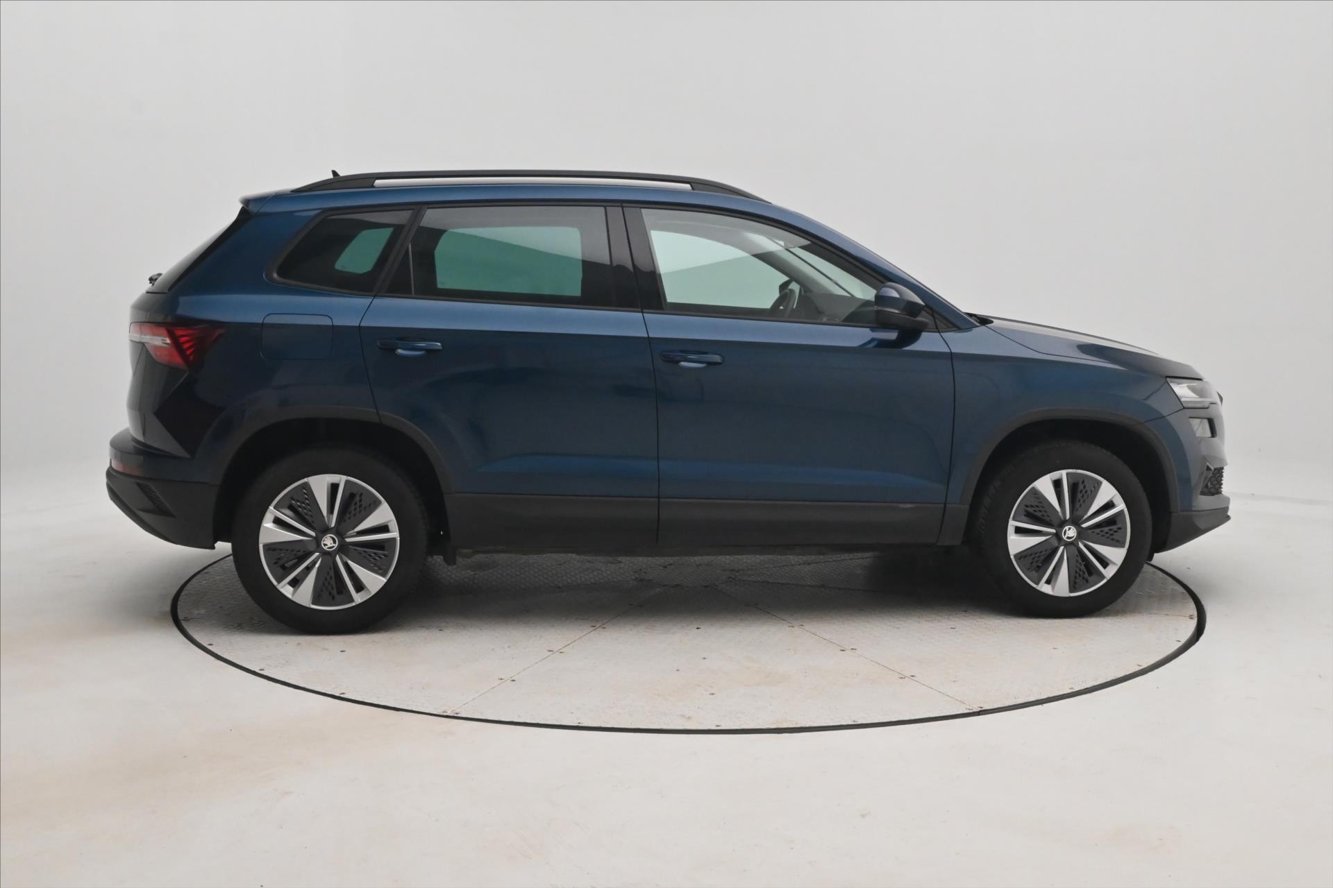 Main photo of the car Skoda Karoq 2.0 TDI 85 kW DSG VIRTUAL Warranty up to 5 years (5)
