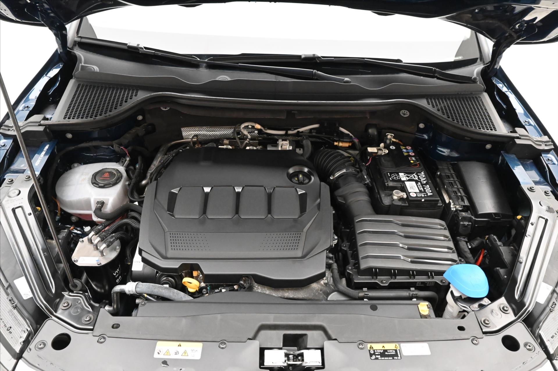 Main photo of the car Skoda Karoq 2.0 TDI 85 kW DSG VIRTUAL Warranty up to 5 years (10)