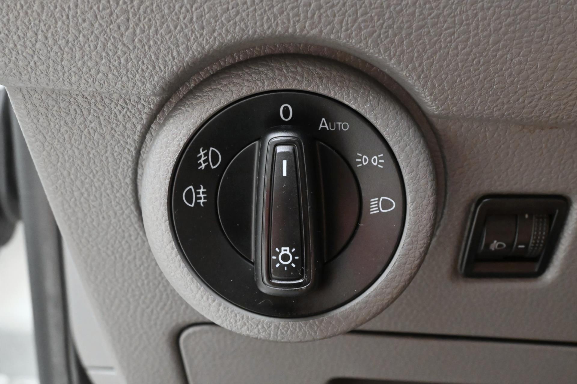 Hlavní fotografie vozu Volkswagen Transporter 2,0 TDI 110kW AC Manuál Navi Záruka až 5 let (27)