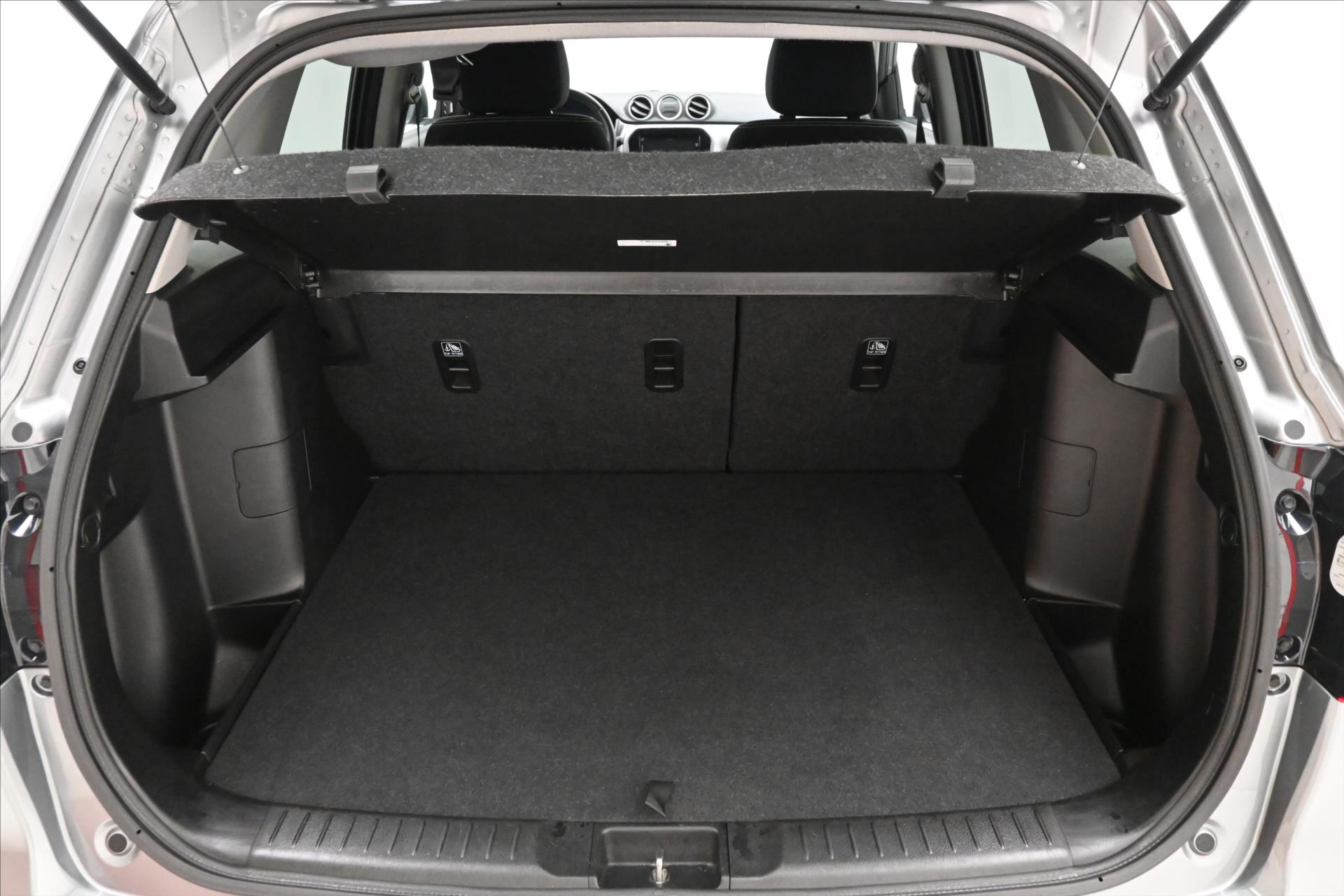 Hlavní fotografie vozu Suzuki Vitara 1,4 HYBRID 95kW Active Záruka až 5 let (10)