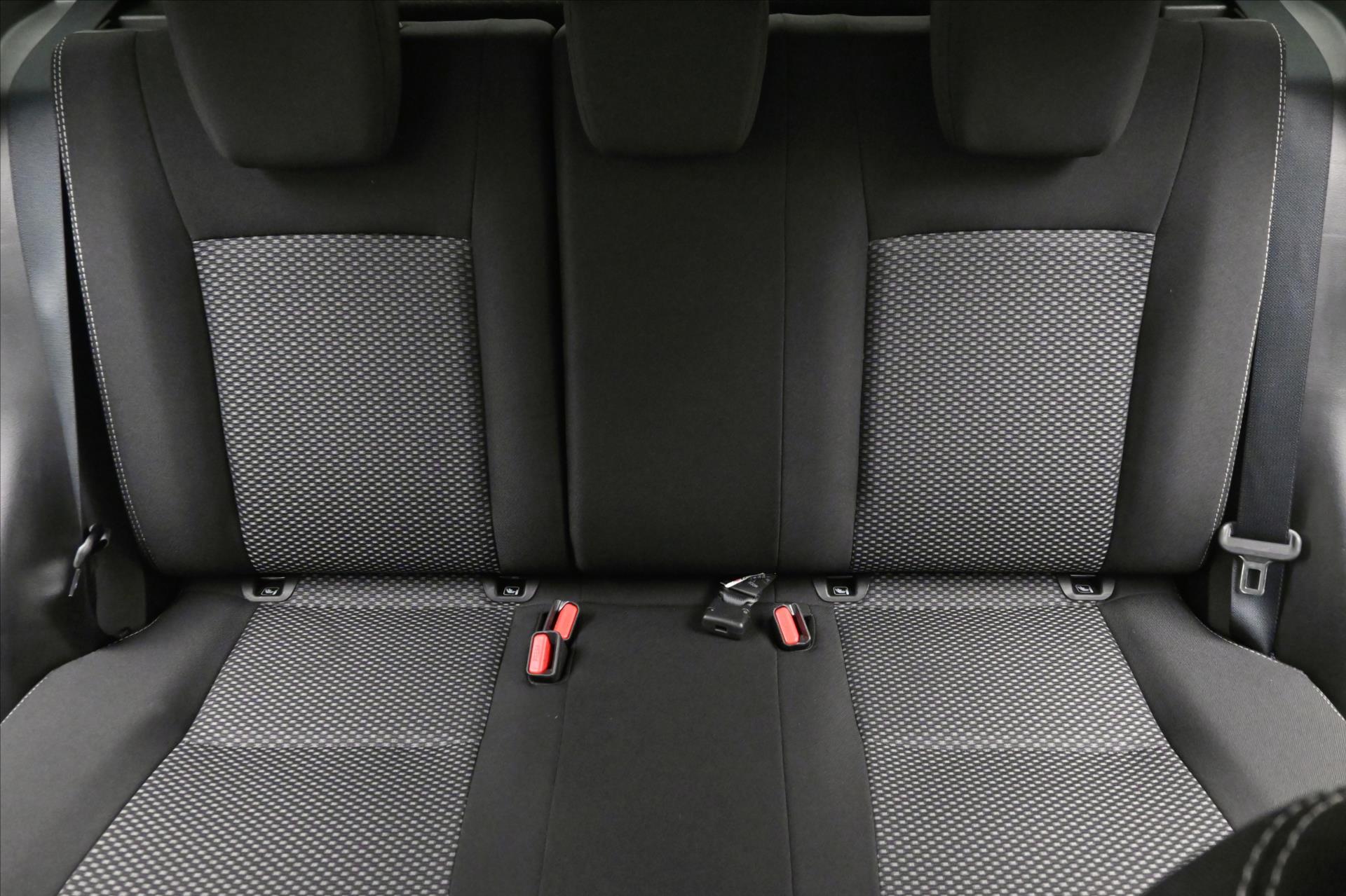 Hlavní fotografie vozu Suzuki Vitara 1,4 HYBRID 95kW Active Záruka až 5 let (26)