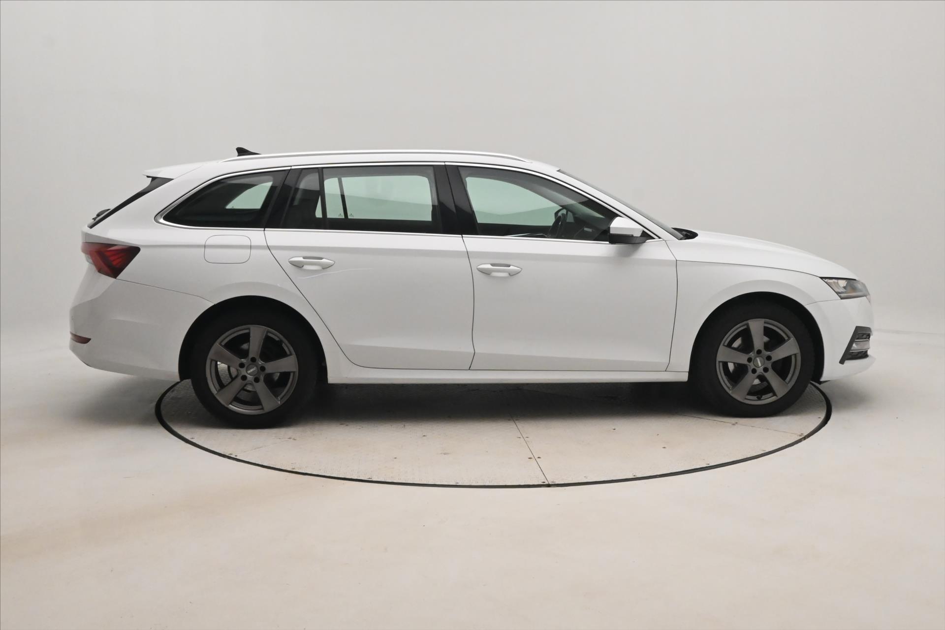 Hlavní fotografie vozu Škoda Octavia 2,0 TDI 85kW Style Záruka až 5 let (4)