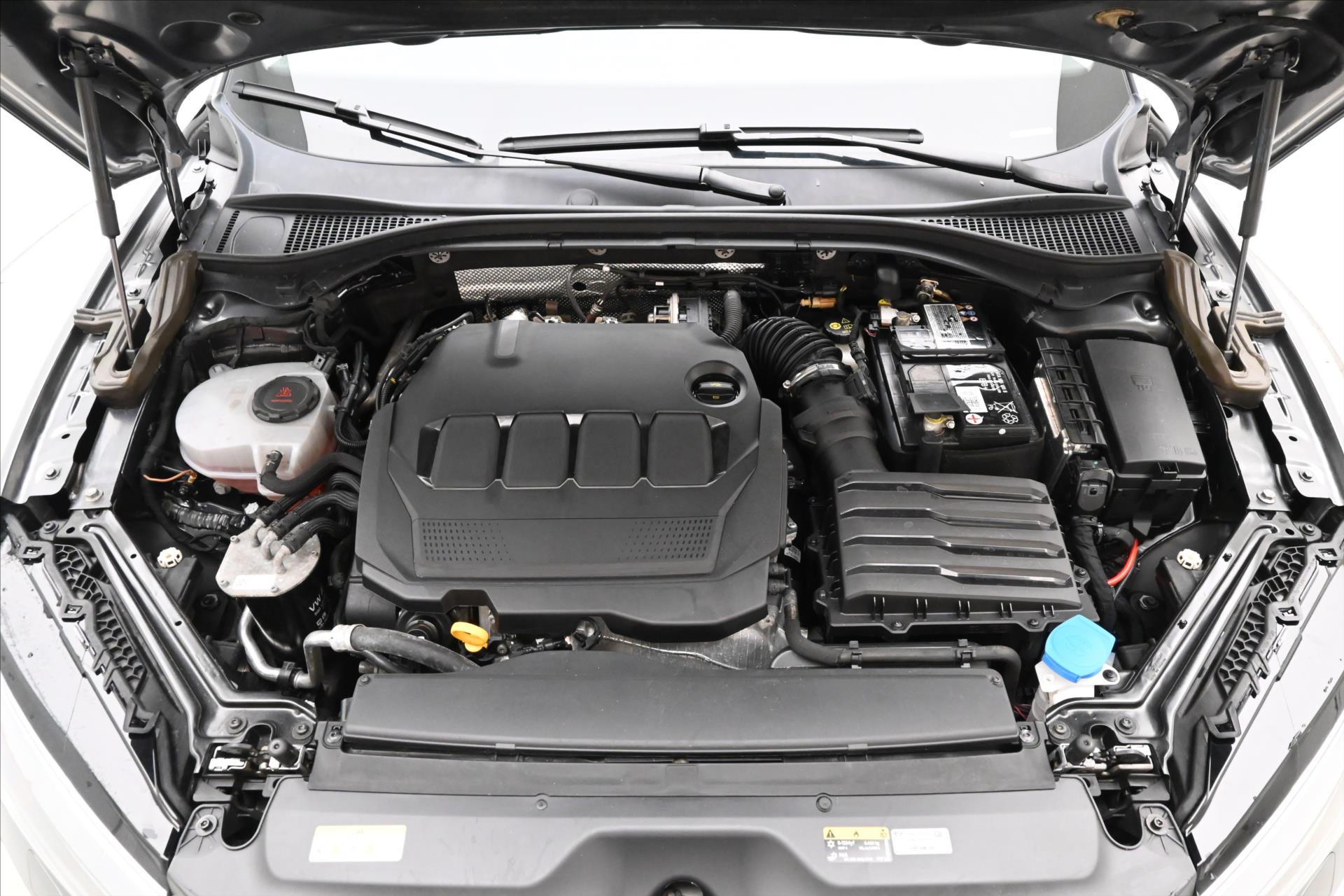 Hlavní fotografie vozu Škoda Superb 2,0 TDI 110 kW DSG Style Záruka až 5 let (9)