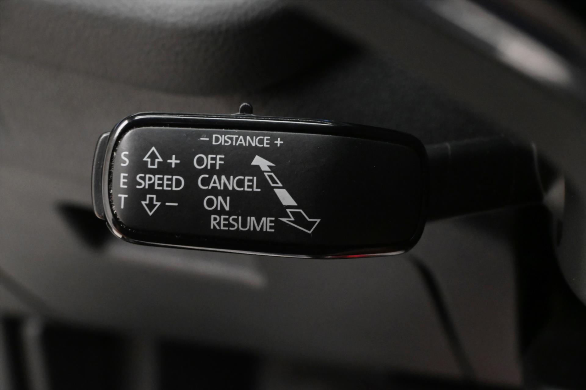 Main photo of the car Skoda Octavia 2.0 TDI 110kW DSG Style Warranty up to 5 years (24)