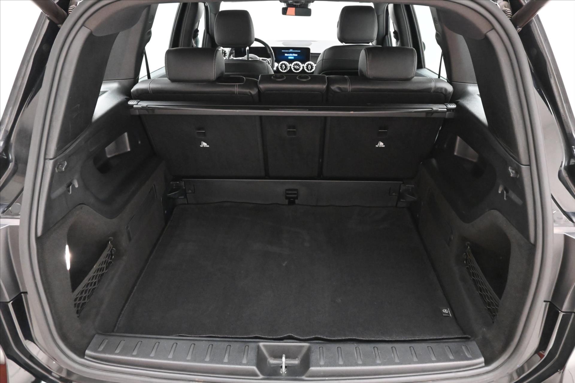 Main photo of the car Mercedes-Benz GLB 2.0 220d 140 kW 4MATIC Warranty up to 5 years (10)