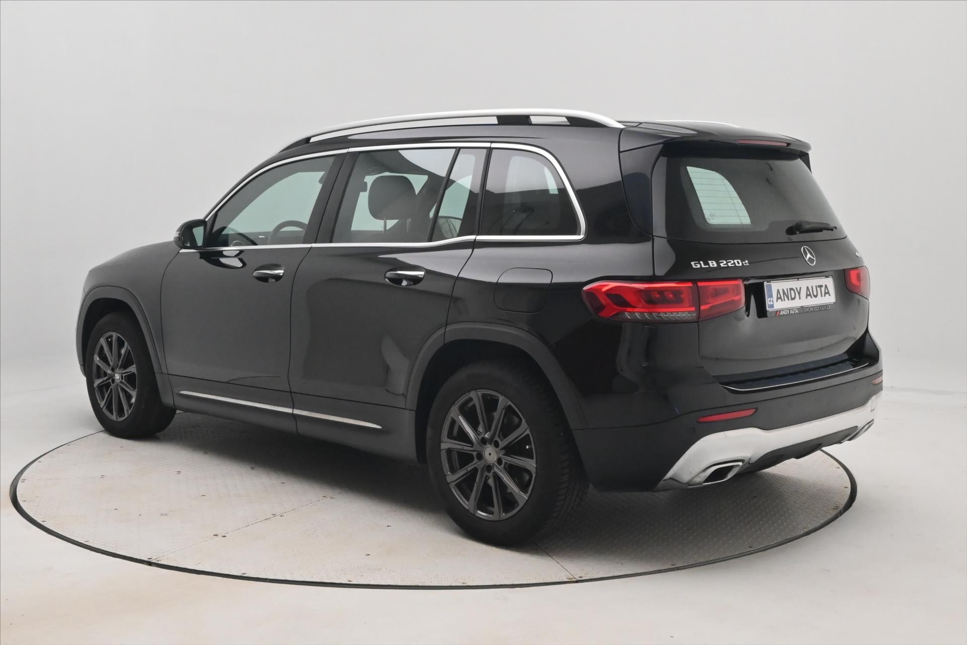 Main photo of the car Mercedes-Benz GLB 2.0 220d 140 kW 4MATIC Warranty up to 5 years (7)