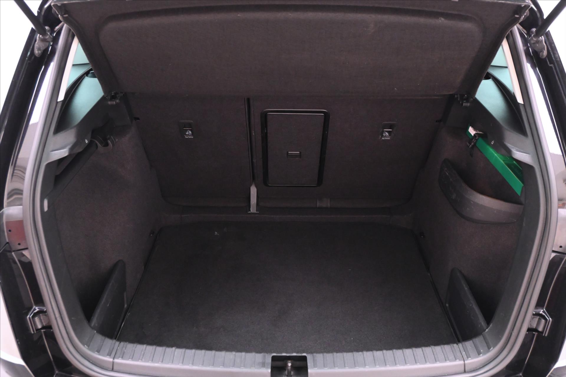 Hlavní fotografie vozu Škoda Karoq 1,5 TSI 110 kW STYLE Záruka až 5 let (10)