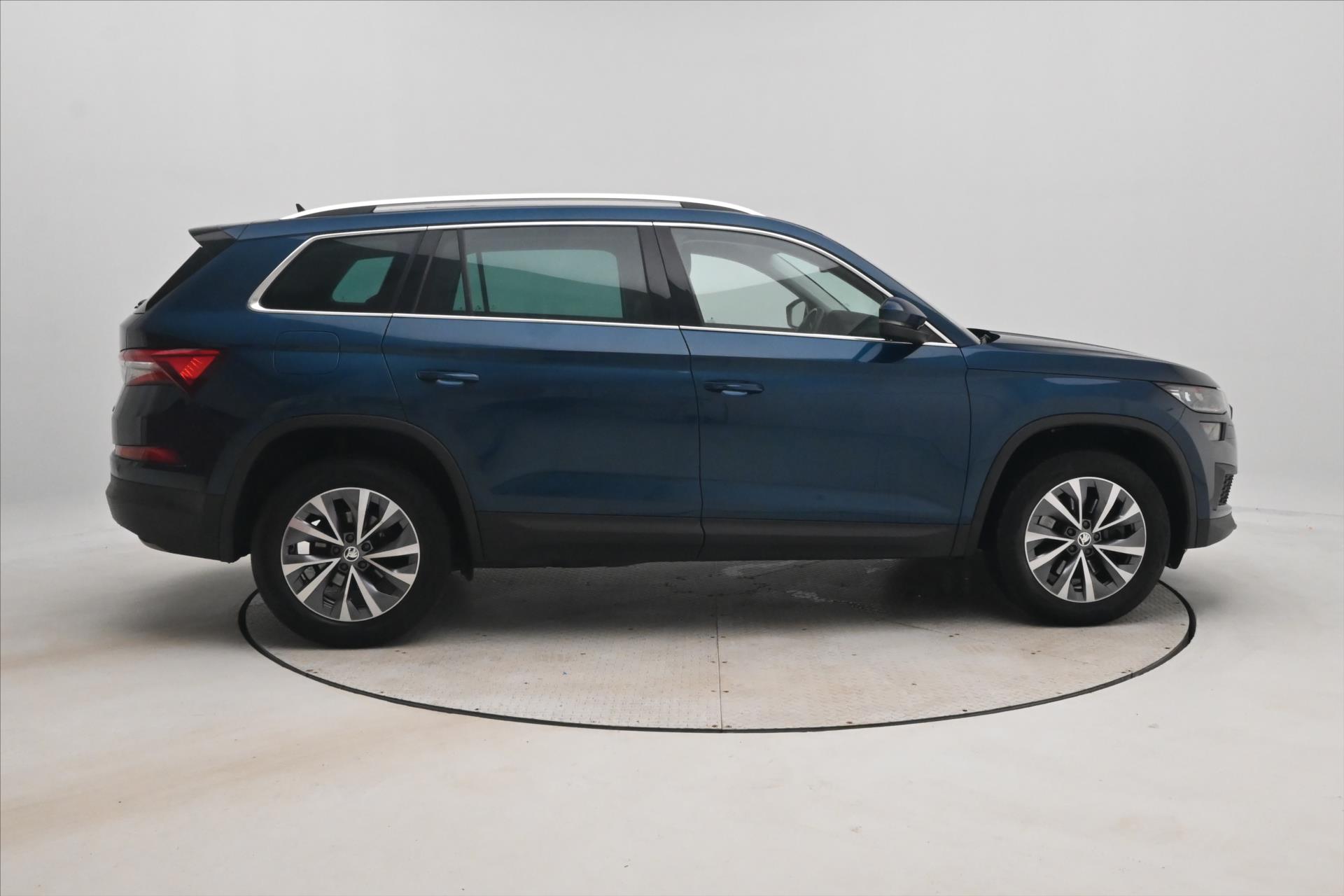 Hlavní fotografie vozu Škoda Kodiaq 2,0 TDI 140kW DSG 4x4 Style Záruka až 5 let (4)