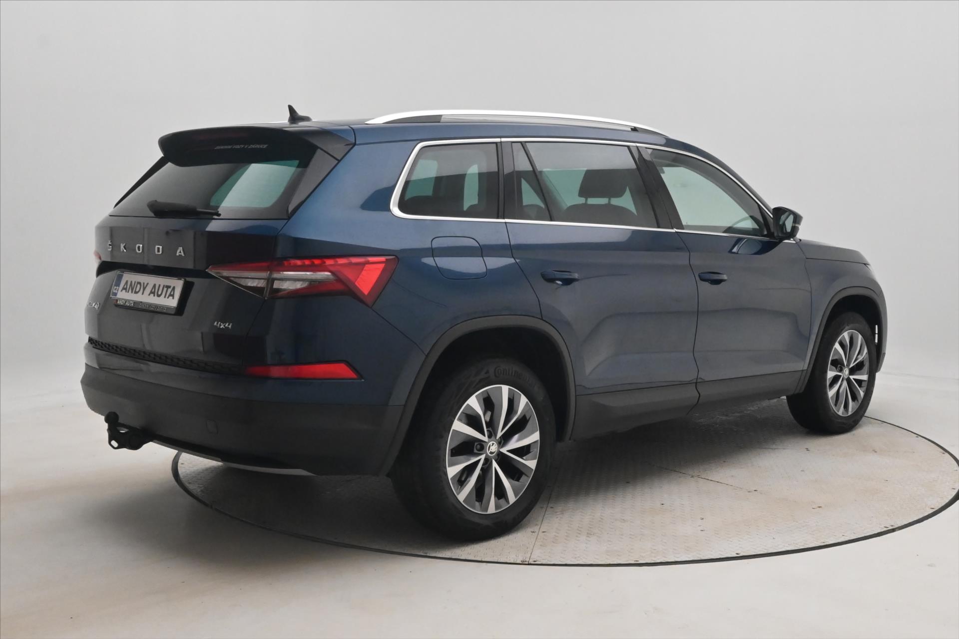 Hlavní fotografie vozu Škoda Kodiaq 2,0 TSI 140kW DSG 4x4 Style Záruka až 5 let (6)