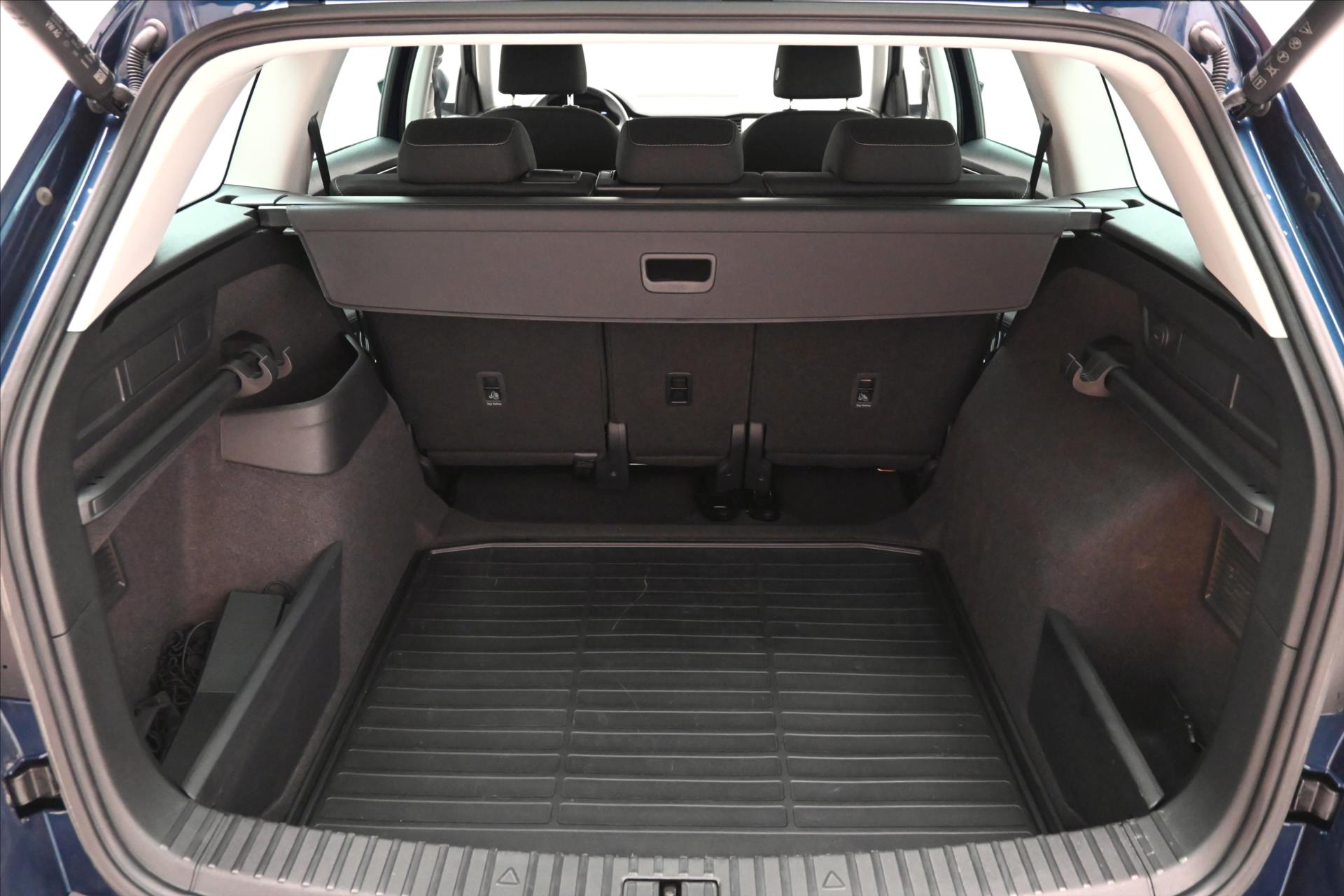 Main photo of the car Skoda Kodiaq 2.0 TDI 110kW DSG NAVIGATION Warranty up to 5 years (11)