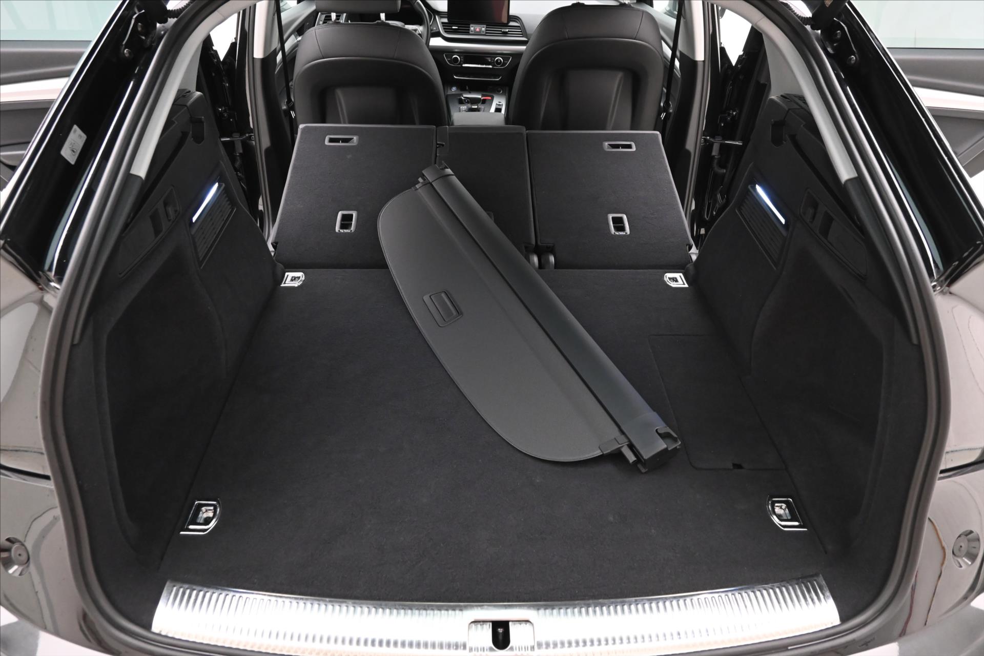 Main photo of the car Audi Q5 2.0 50TFSIe 195kW 4x4 S-Tronic Sportback Warranty up to 5 l (11)