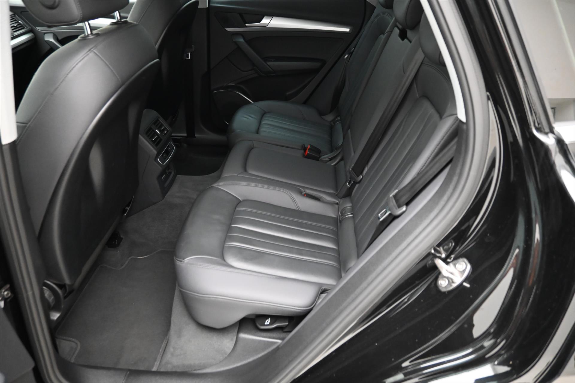 Hlavní fotografie vozu Audi Q5 2,0 50TFSIe 195kW 4x4 S-Tronic Sportback Záruka až 5 l (15)