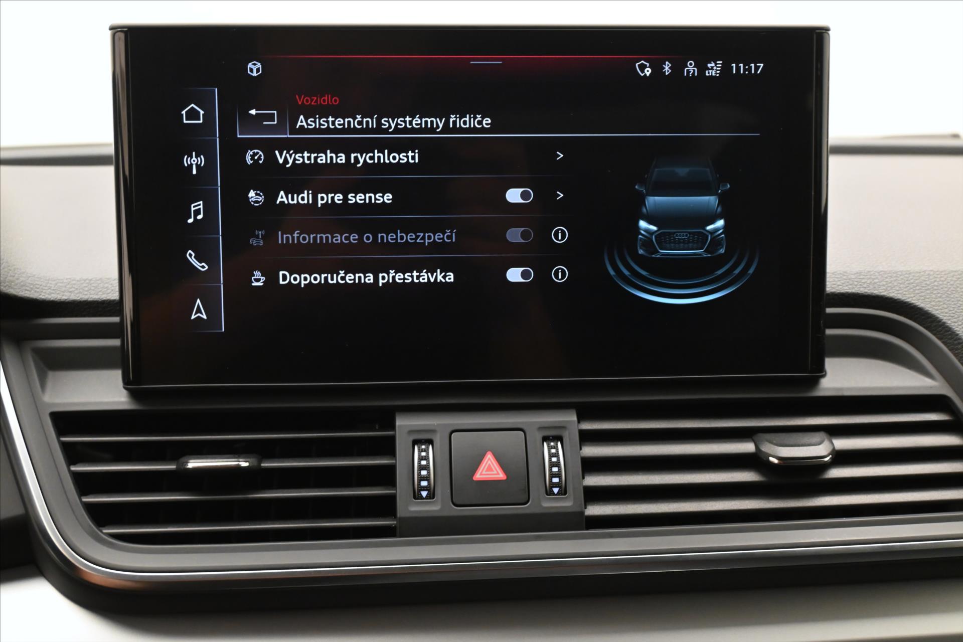 Main photo of the car Audi Q5 2.0 50TFSIe 195kW 4x4 S-Tronic Sportback Warranty up to 5 l (19)