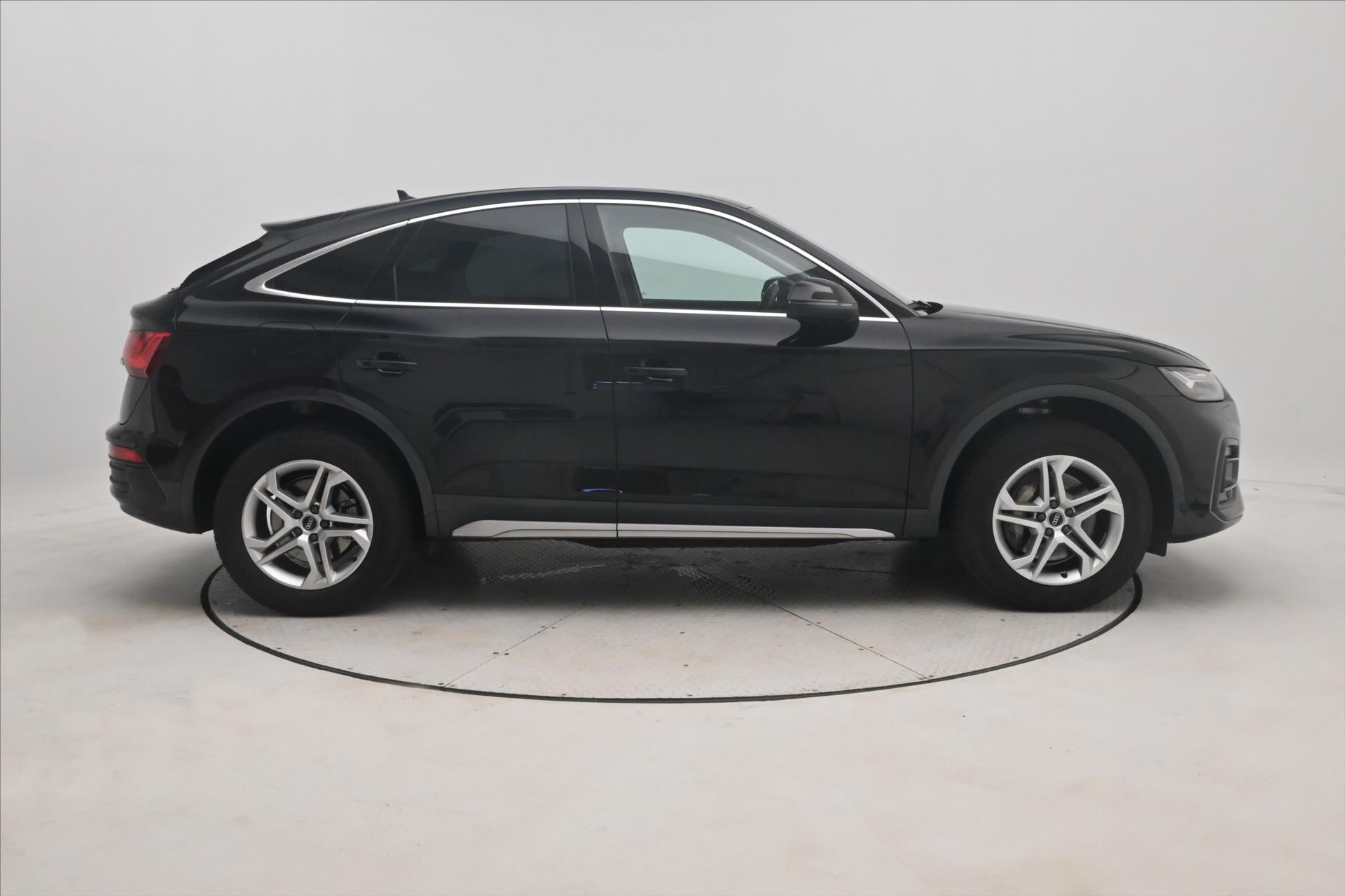 Hlavní fotografie vozu Audi Q5 2,0 50TFSIe 195kW 4x4 S-Tronic Sportback Záruka až 5 l (5)
