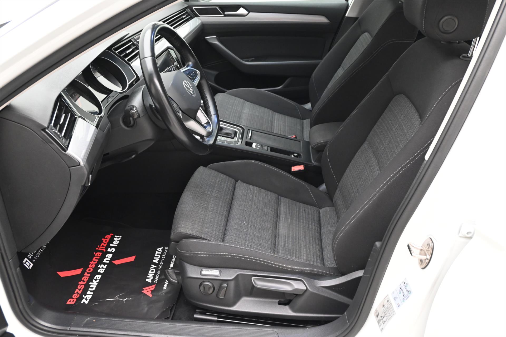 Main photo of the car Volkswagen Passat 2.0 TDI 110kW DSG Business Warranty up to 5 years (13)