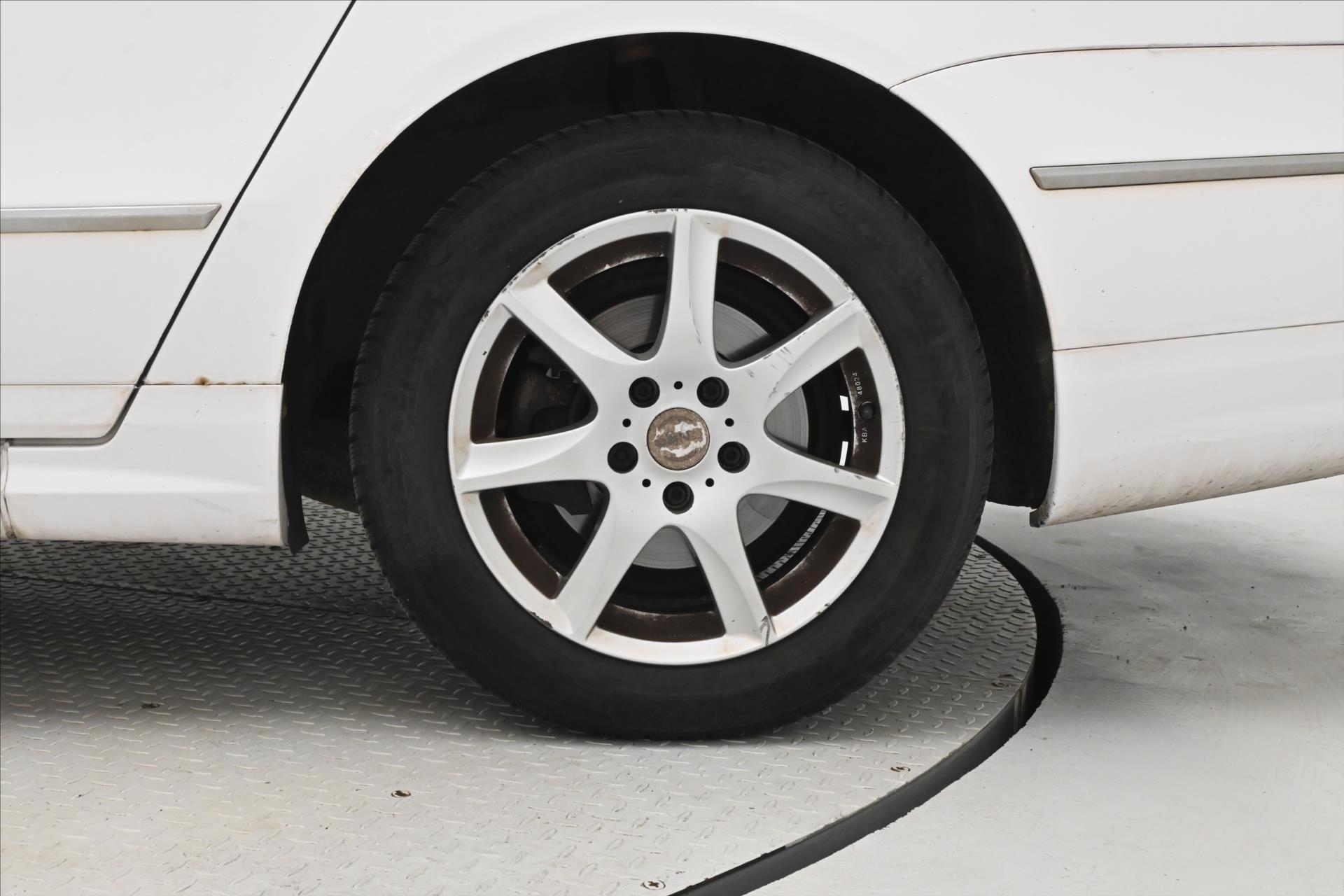 Hlavní fotografie vozu Volkswagen Passat 2,0 TDI 103kW 4x4 Manuál (29)