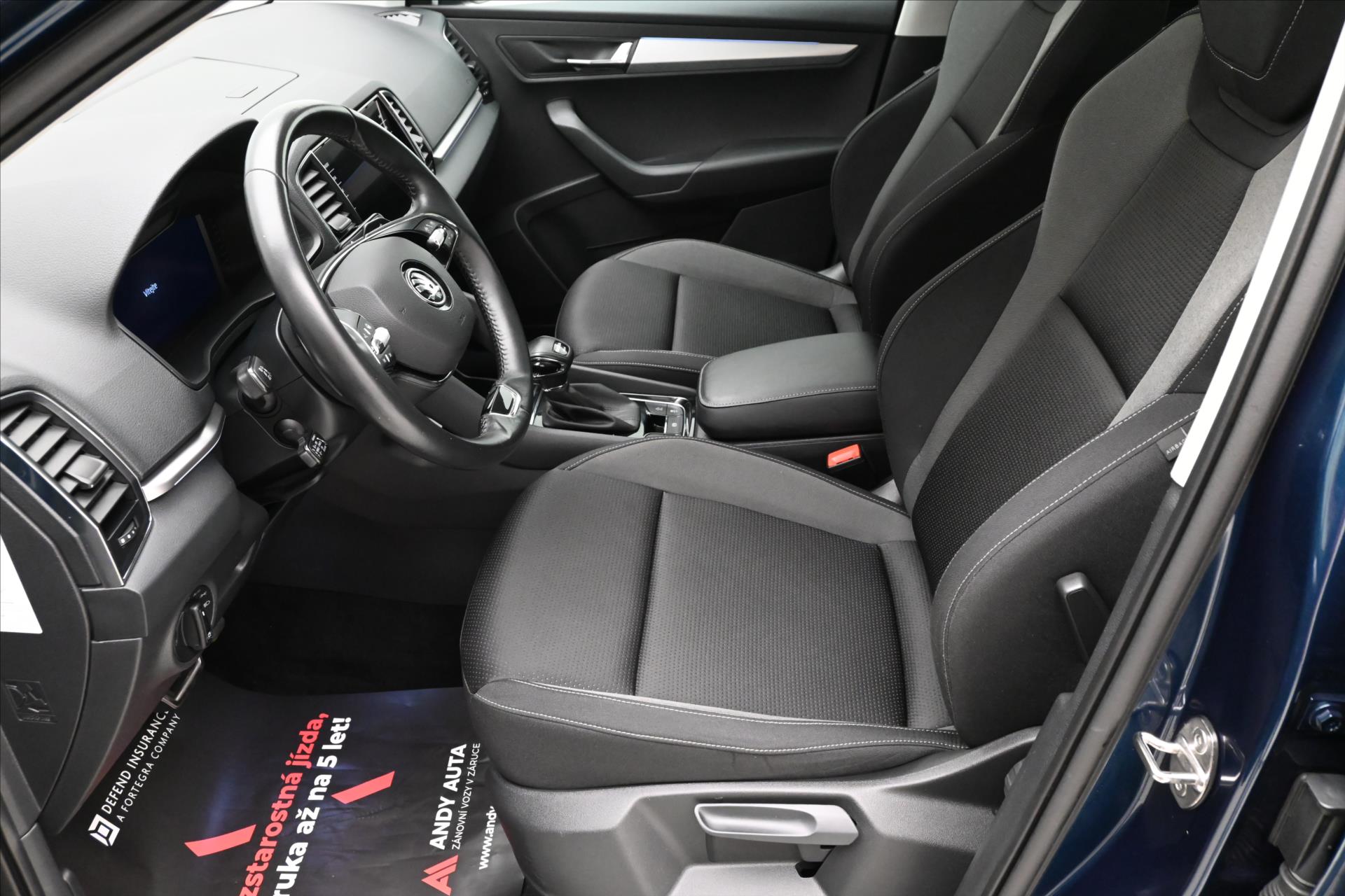Hlavní fotografie vozu Škoda Karoq 2,0 TDI 110kW 4x4 DSG TOUR Záruka až 5 let (13)